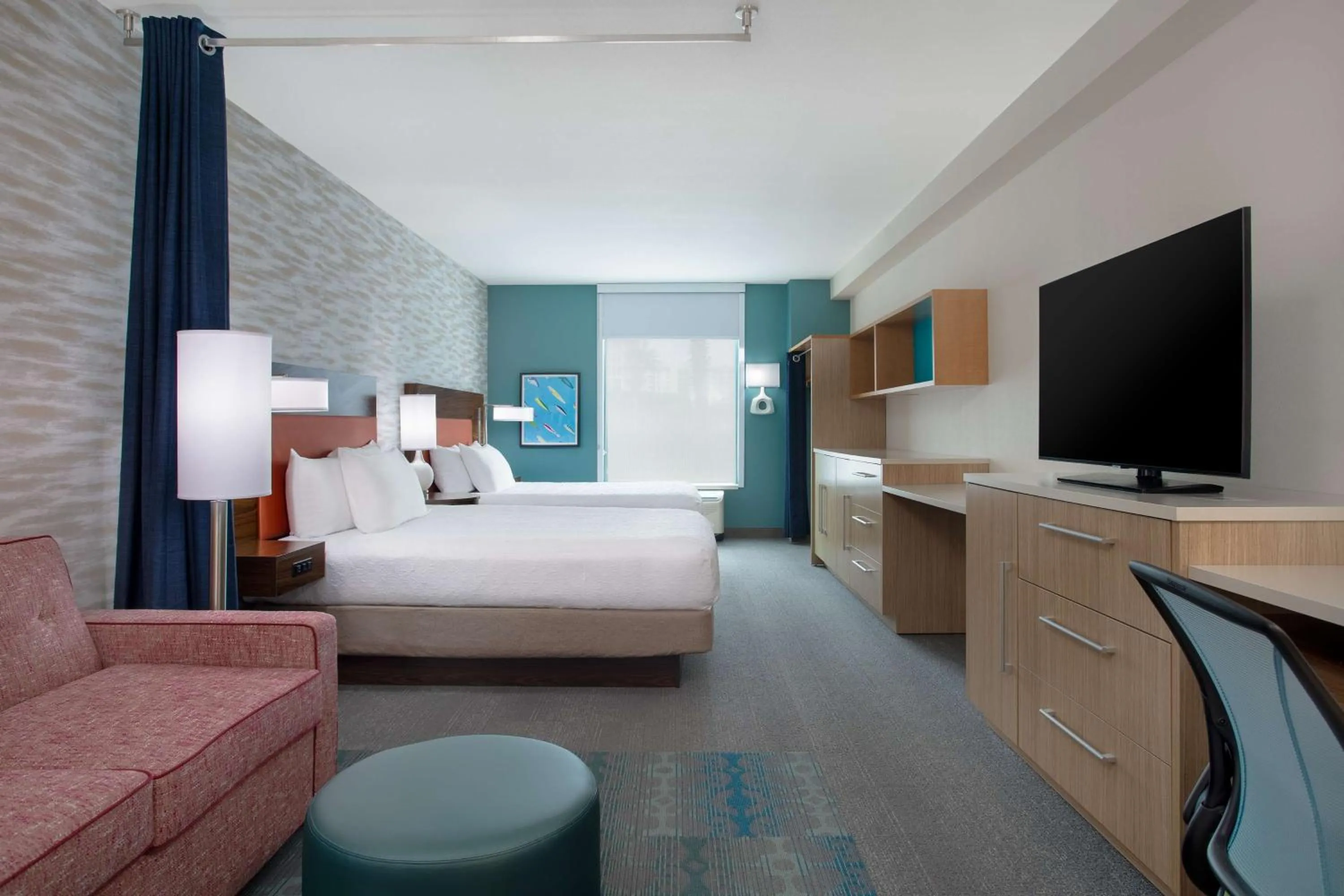 Bed in Home2 Suites by Hilton Destin