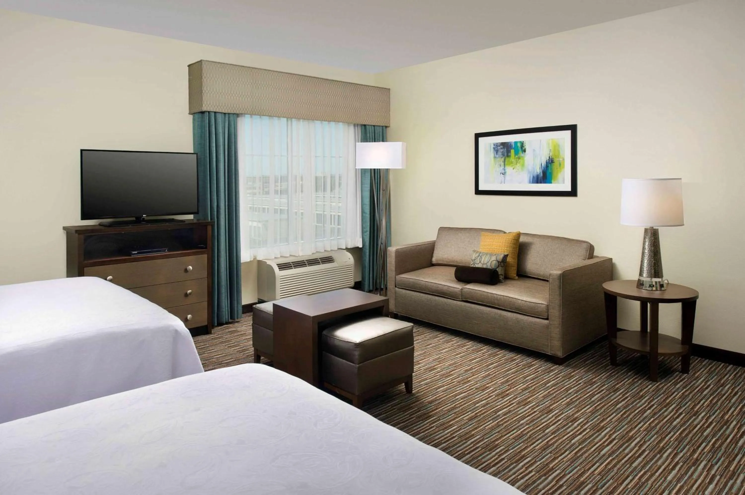 Living room, Bed in Homewood Suites San Antonio Airport