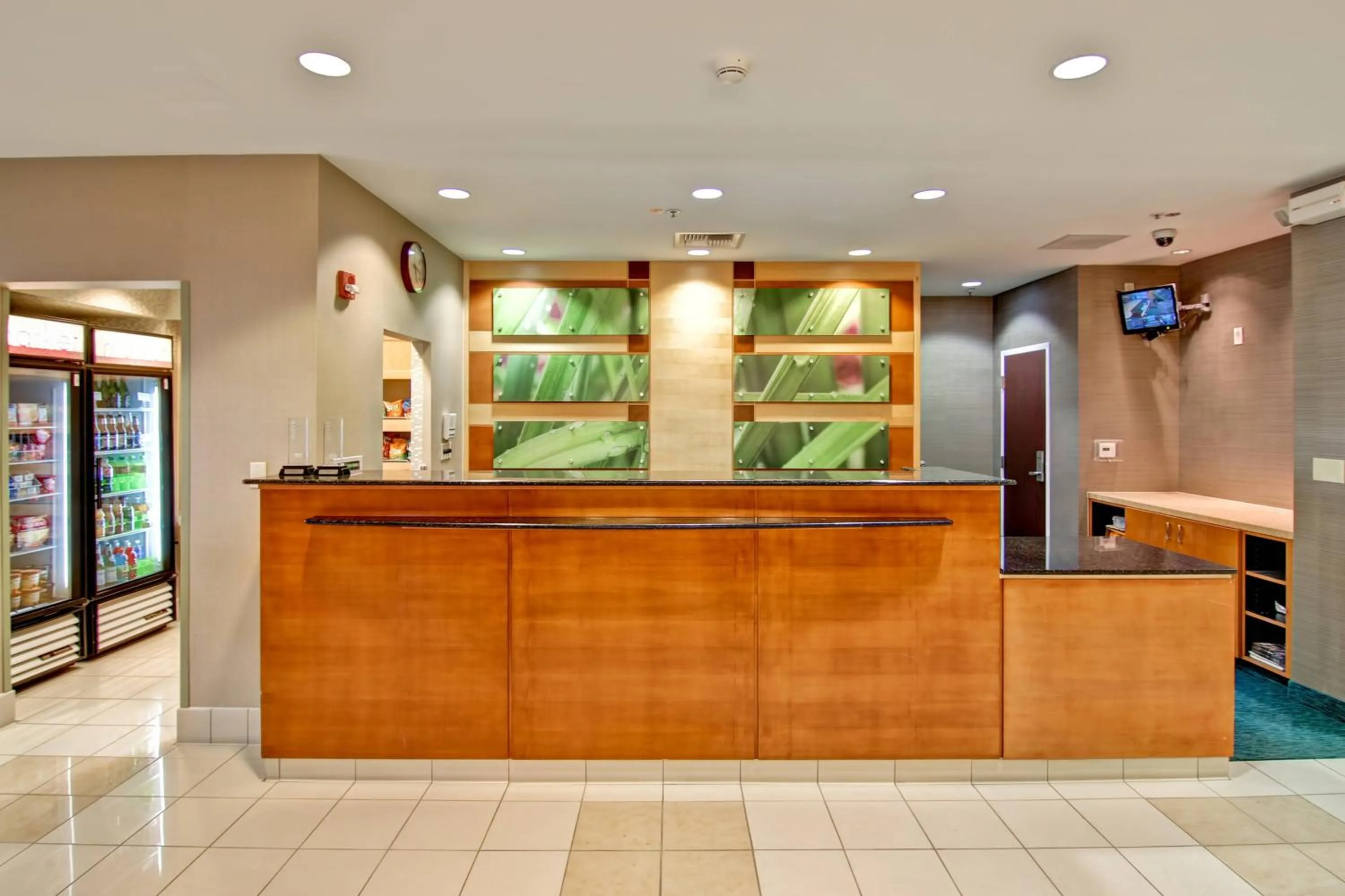 Lobby or reception in SpringHill Suites Fresno
