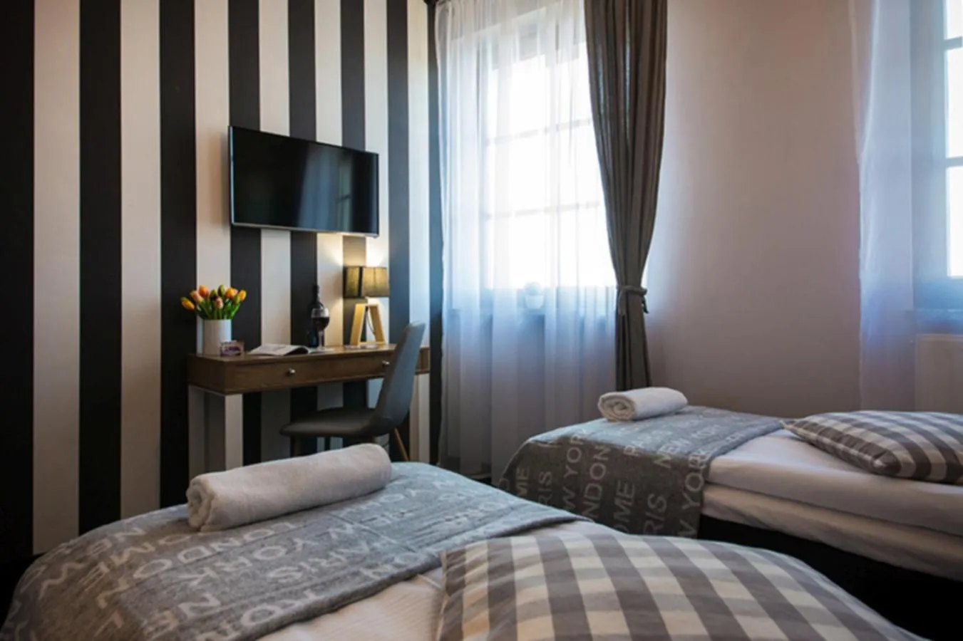 Photo of the whole room, Bed in Boogie ApartHouse Old Town