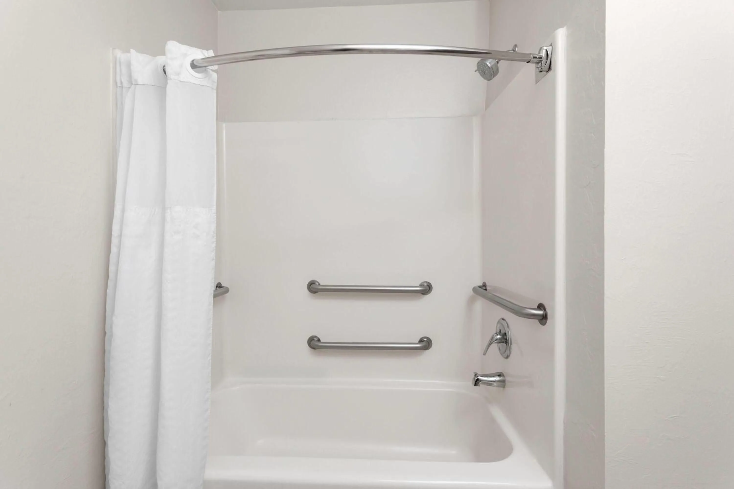 Bathroom in Hawthorn Extended Stay by Wyndham Naples