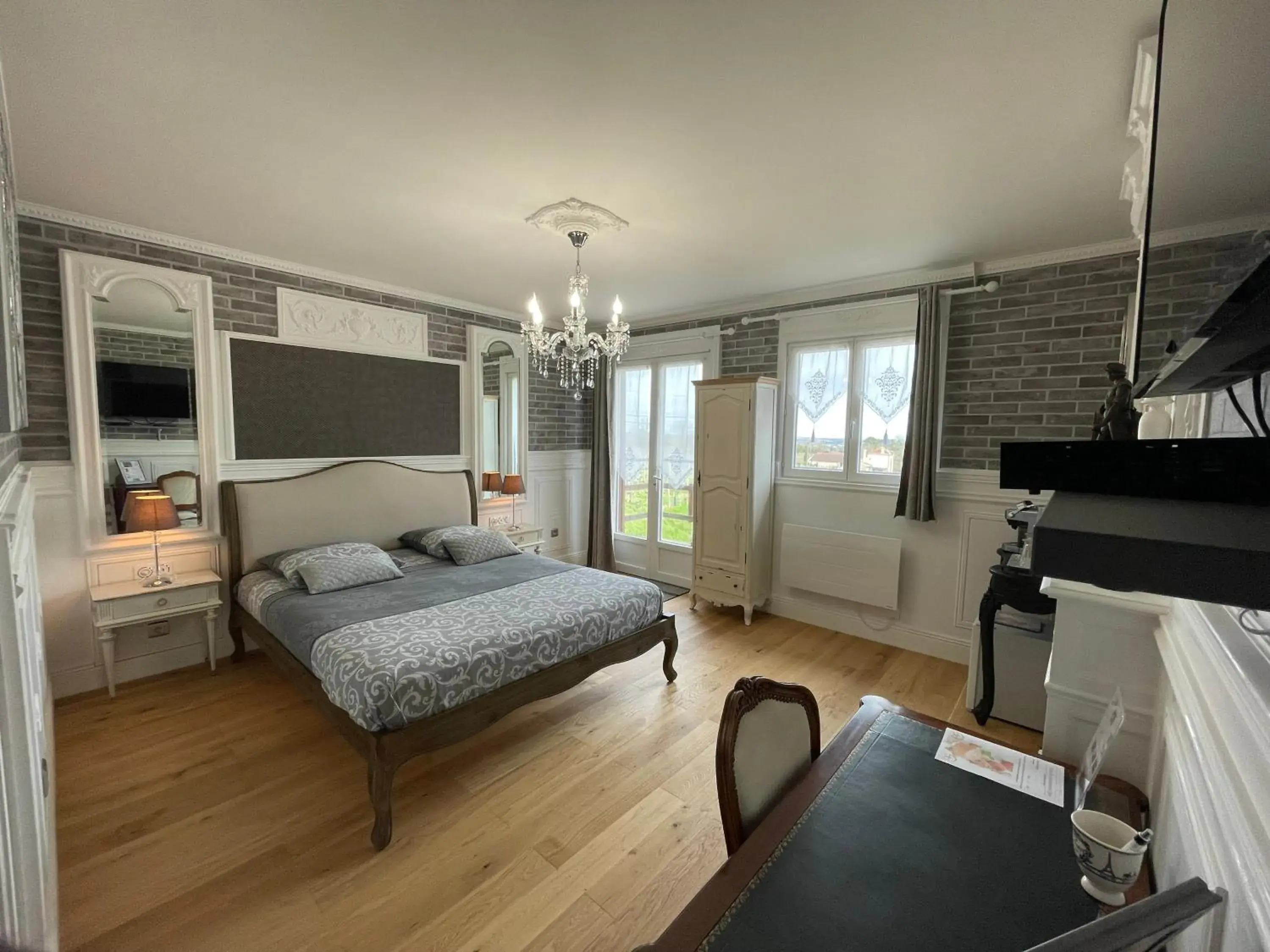 Double Room in Le Domaine de Canesse Double Room in Le Domaine de Canesse