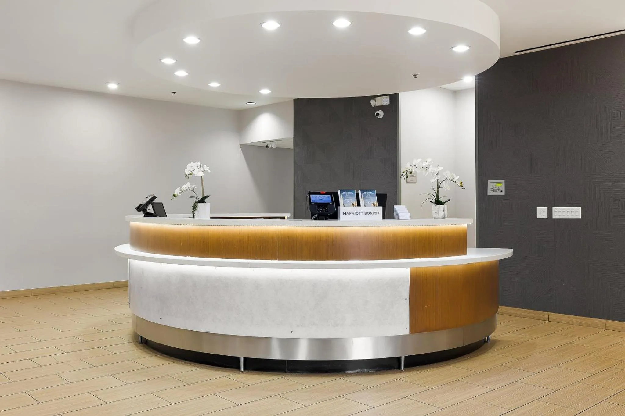 Lobby or reception in SpringHill Suites by Marriott McAllen Convention Center