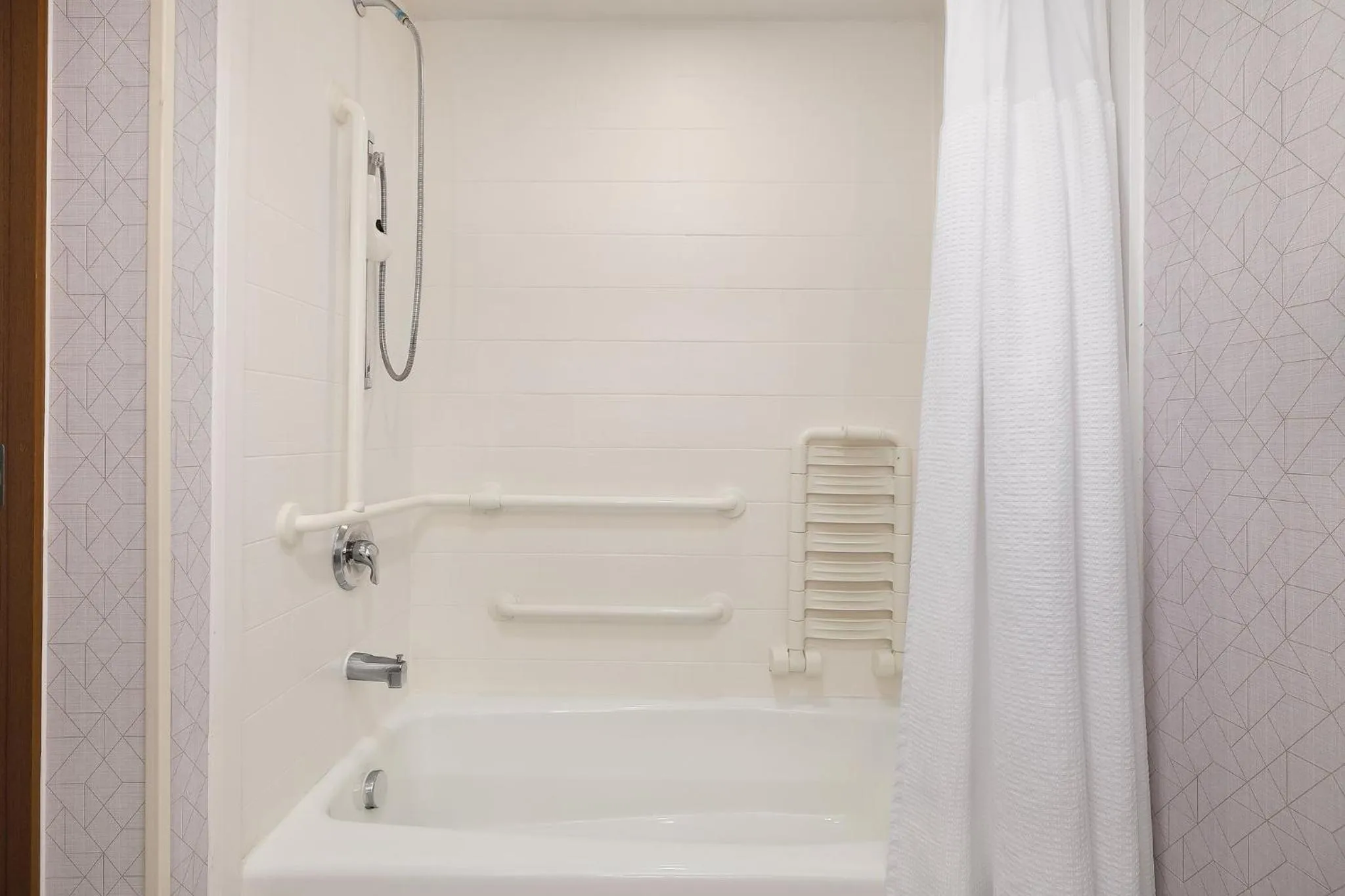 Bathroom in SpringHill Suites by Marriott McAllen Convention Center