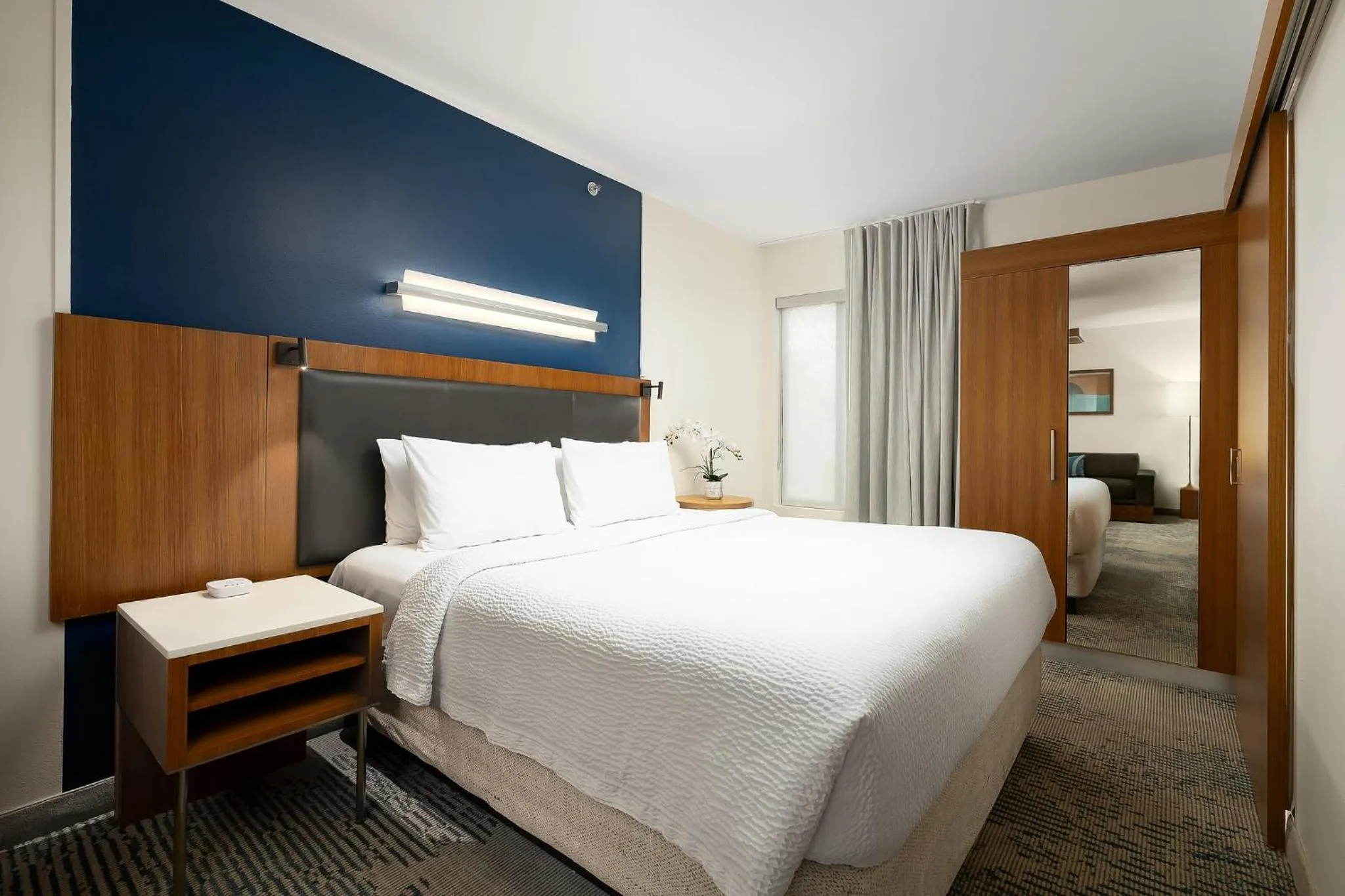 Bed in SpringHill Suites by Marriott McAllen Convention Center