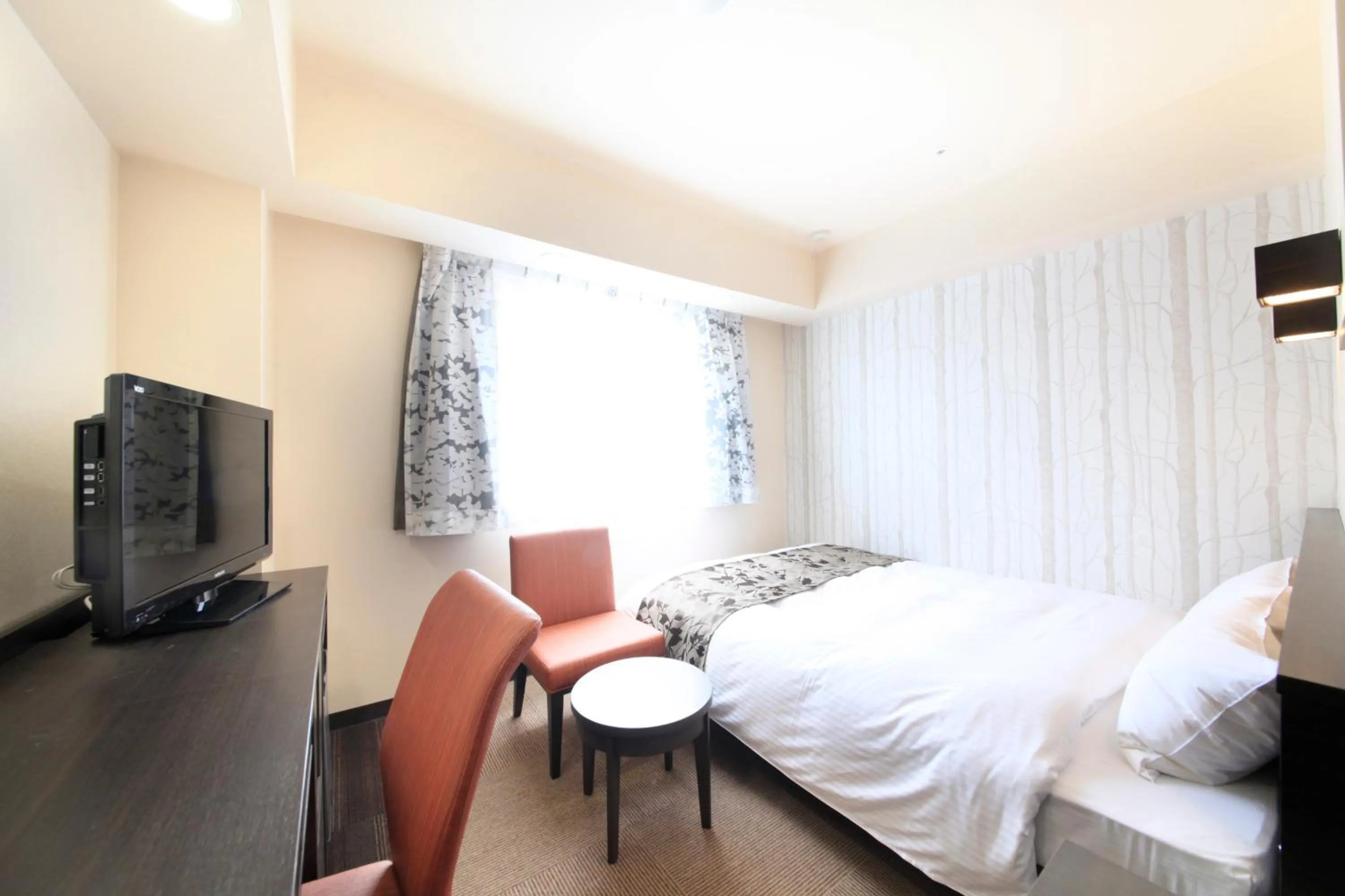 Photo of the whole room, Bed in Hotel Lifetree Hitachinoushiku