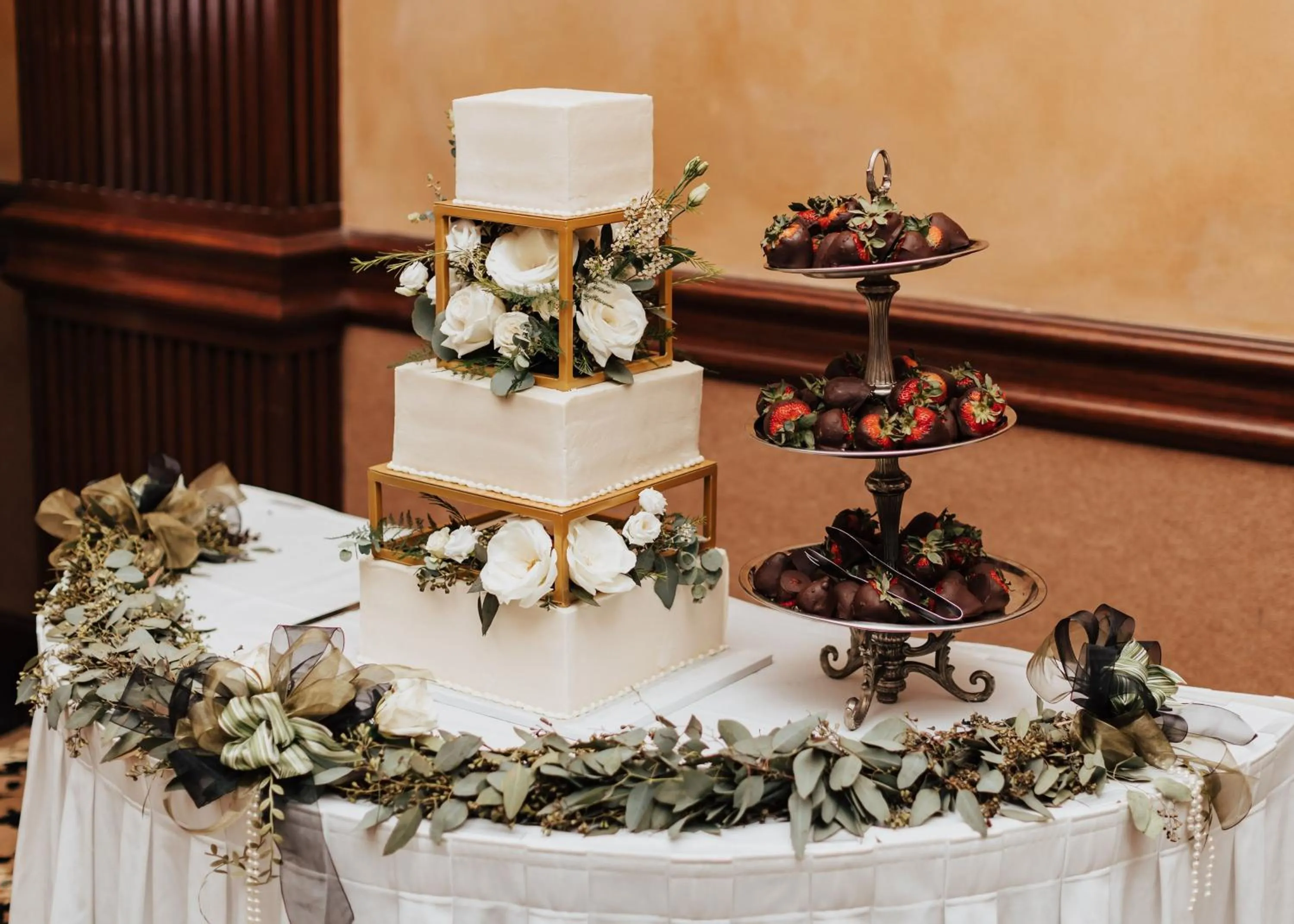 Meeting/conference room in Crowne Plaza Knoxville Downtown University by IHG