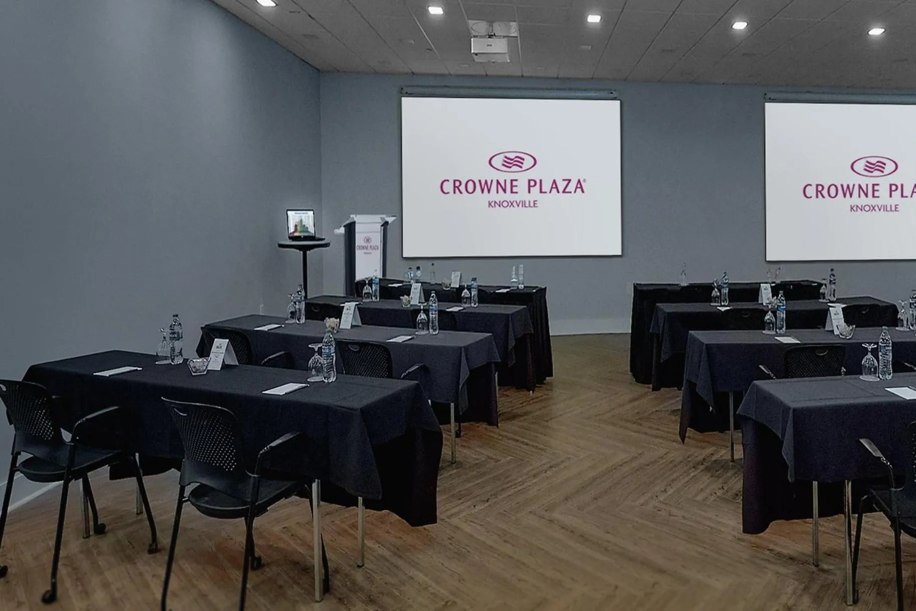 Meeting/conference room in Crowne Plaza Knoxville Downtown University by IHG