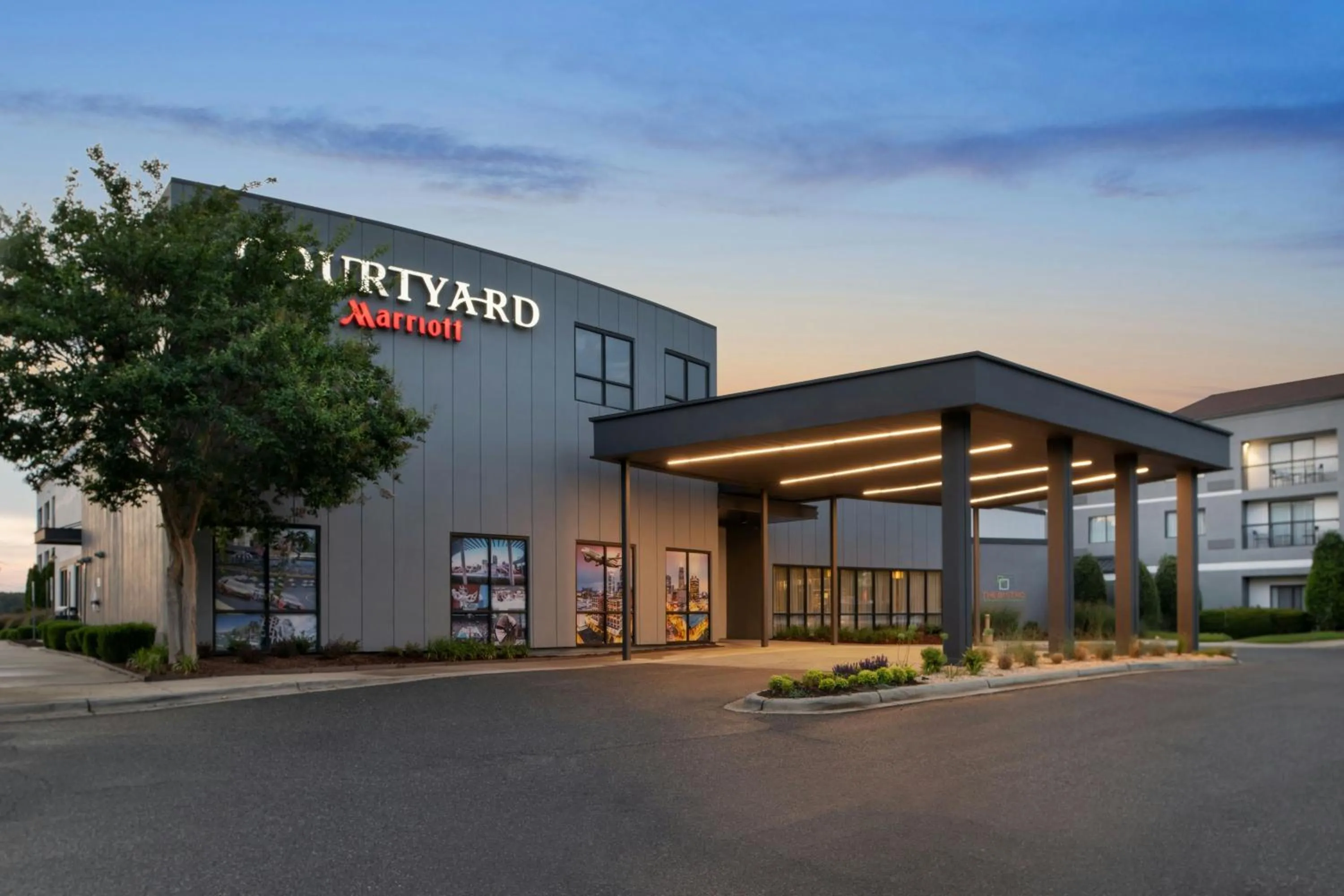 Property building in Courtyard Charlotte Airport North