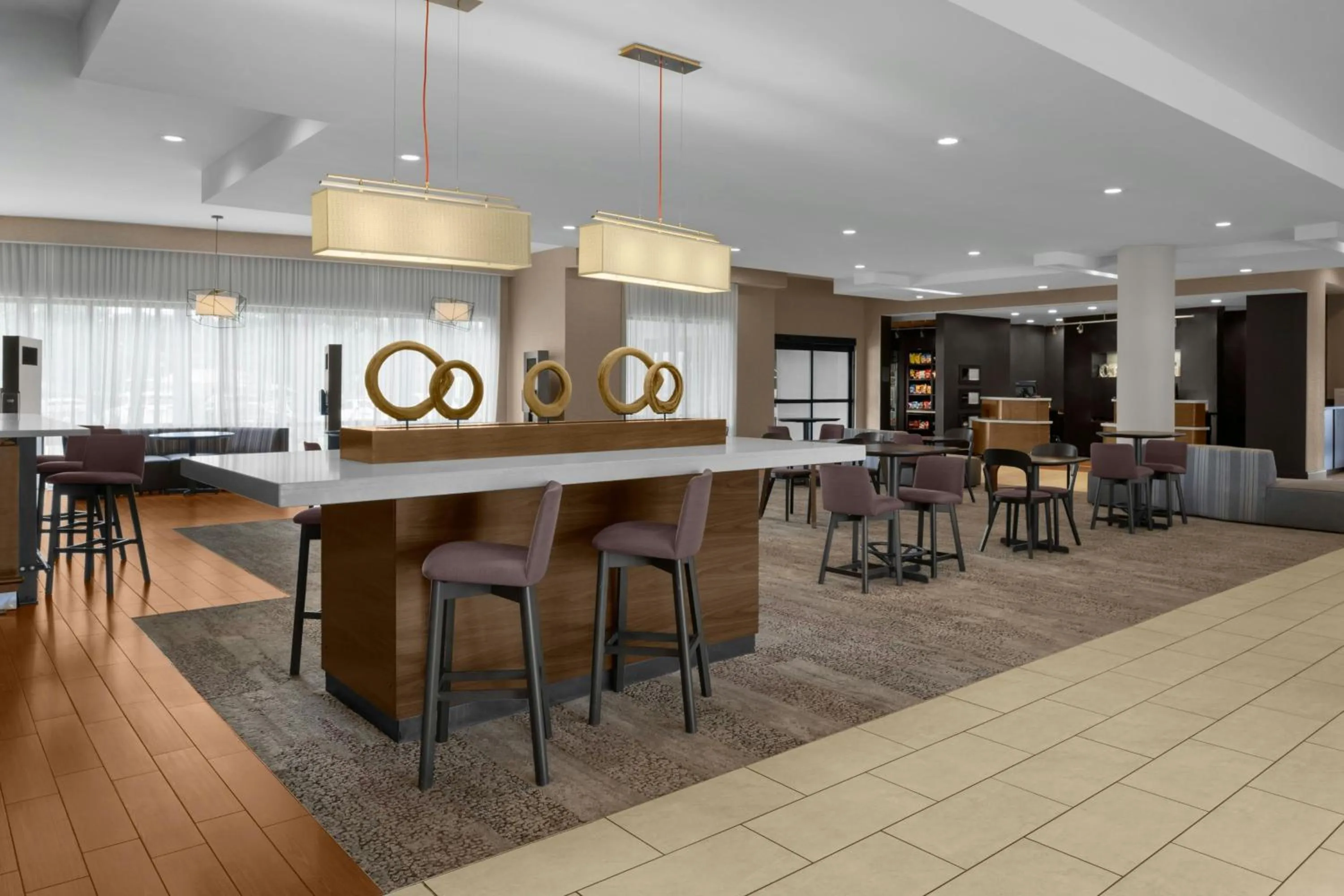 Lobby or reception in Courtyard Charlotte Airport North