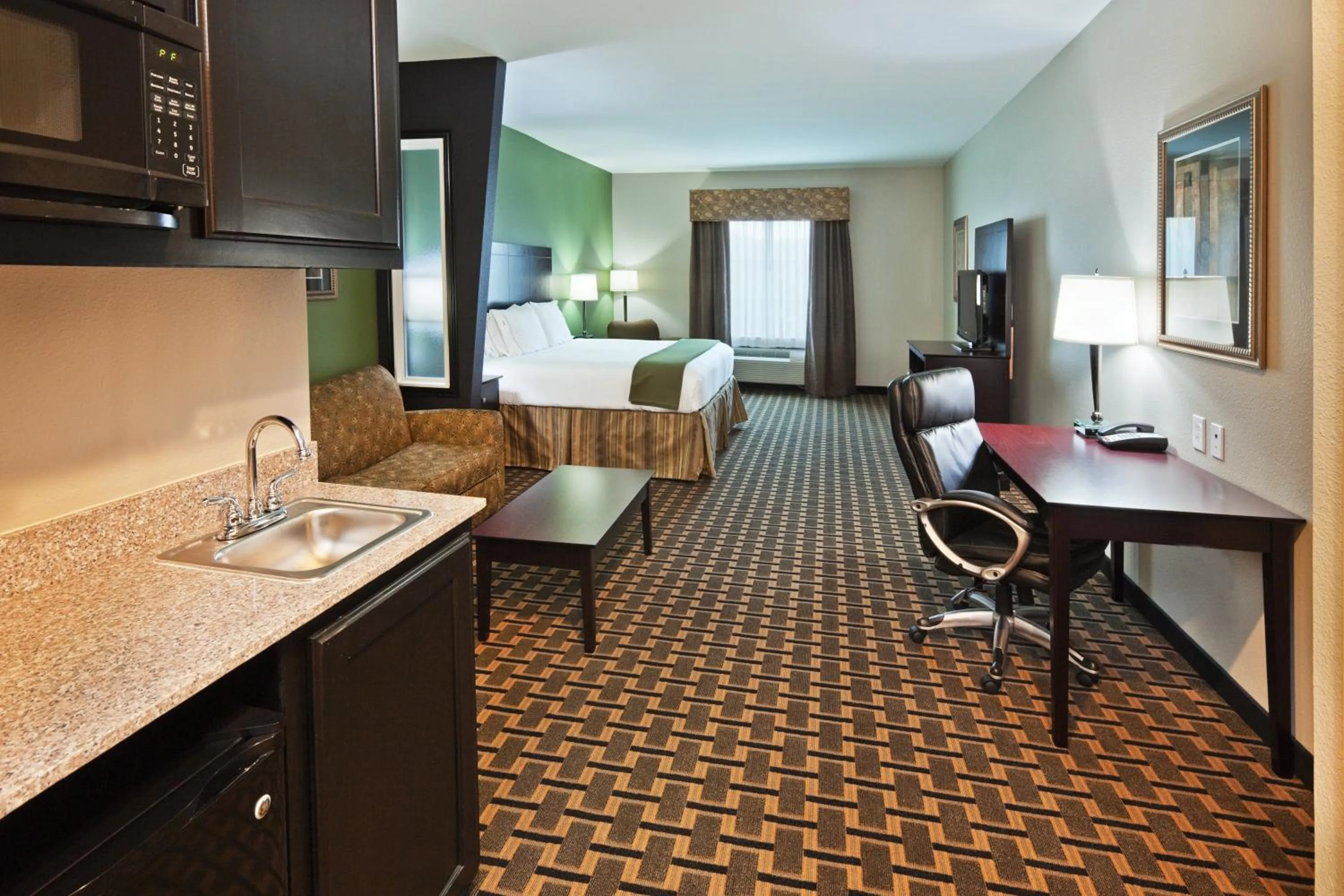 Bedroom, Bed in Holiday Inn Express Hotels & Suites Jacksonville by IHG