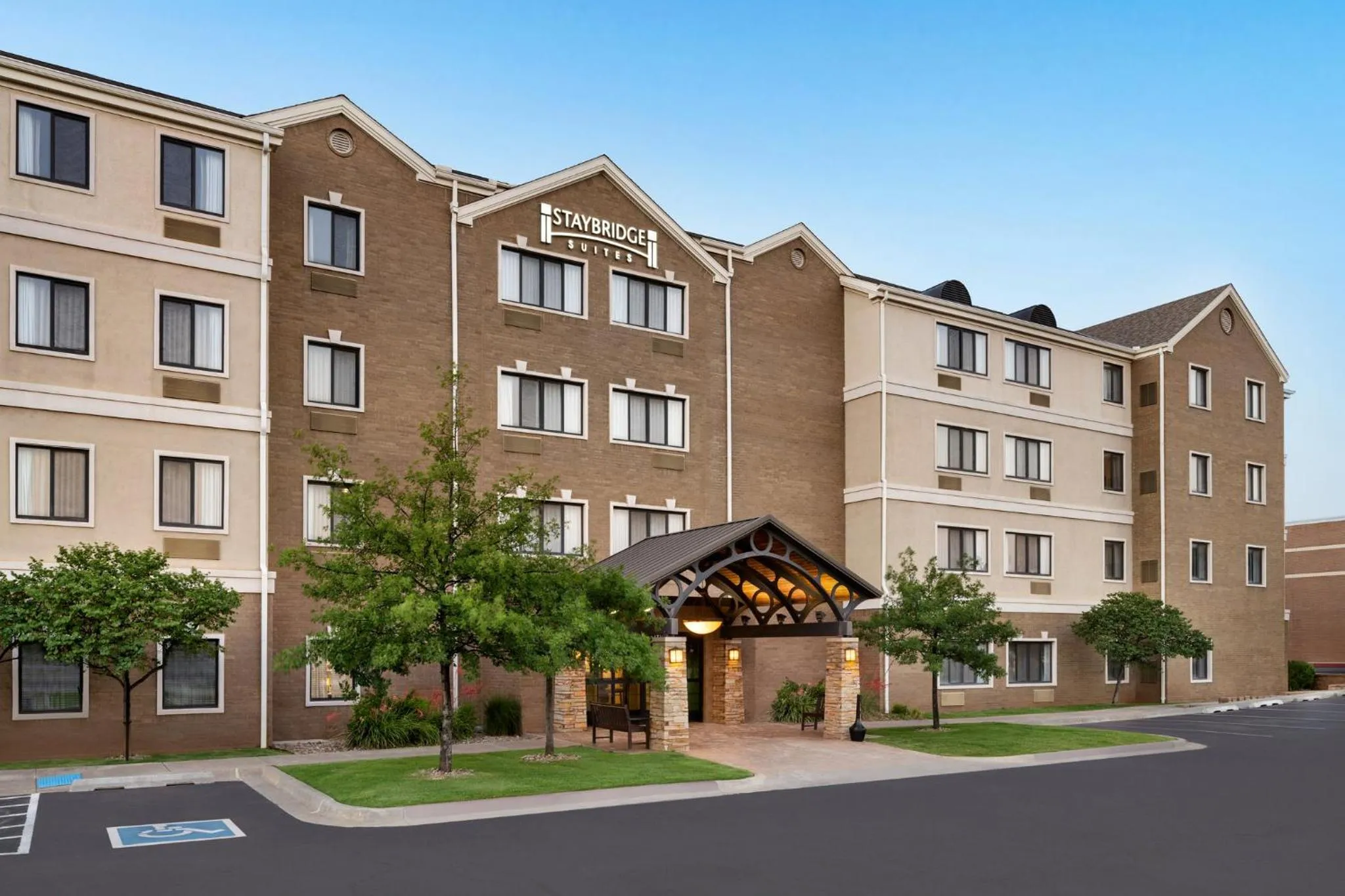 Property building in Staybridge Suites Oklahoma City-Quail Springs by IHG