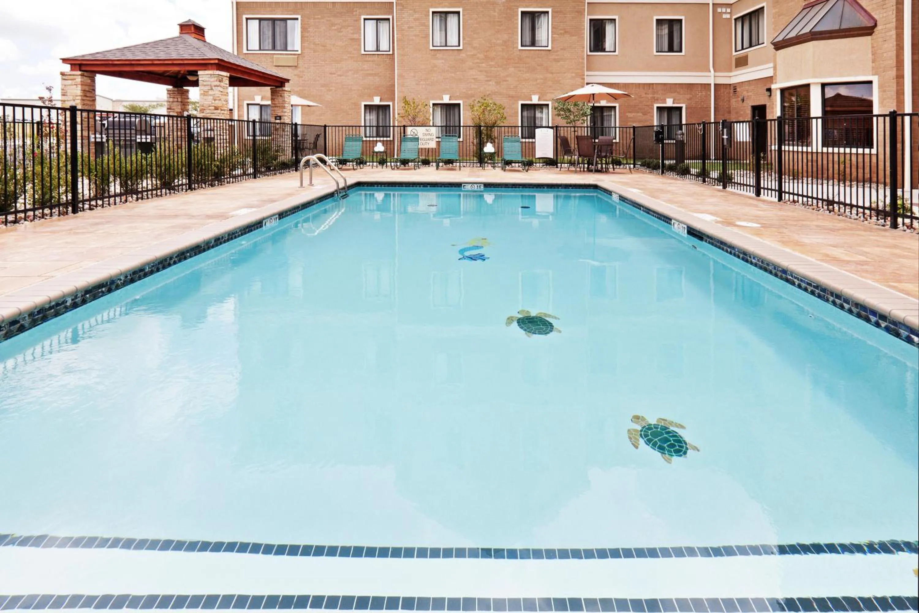 Swimming pool in Staybridge Suites Oklahoma City-Quail Springs by IHG