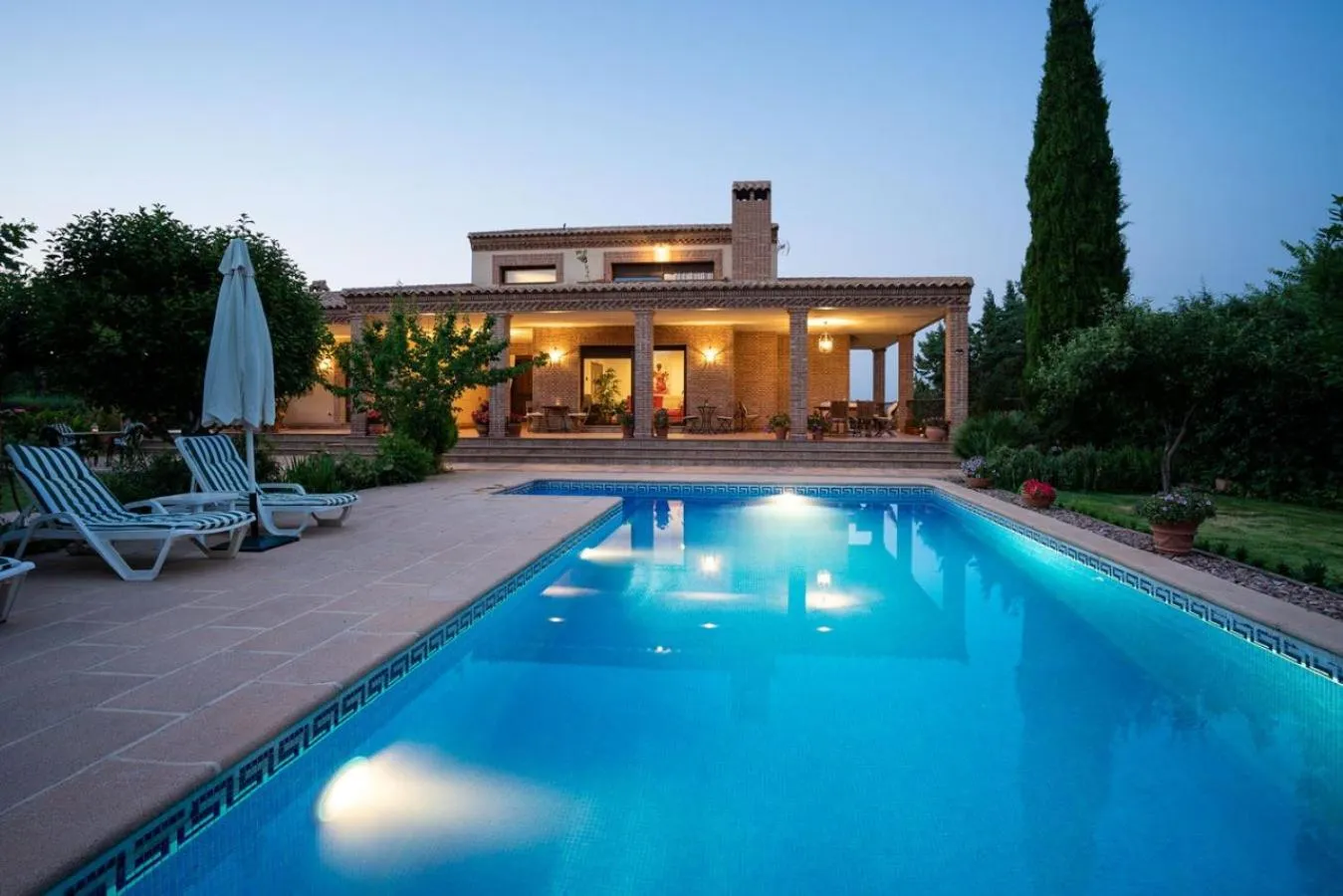 Pool view in Villa Marín Toledo