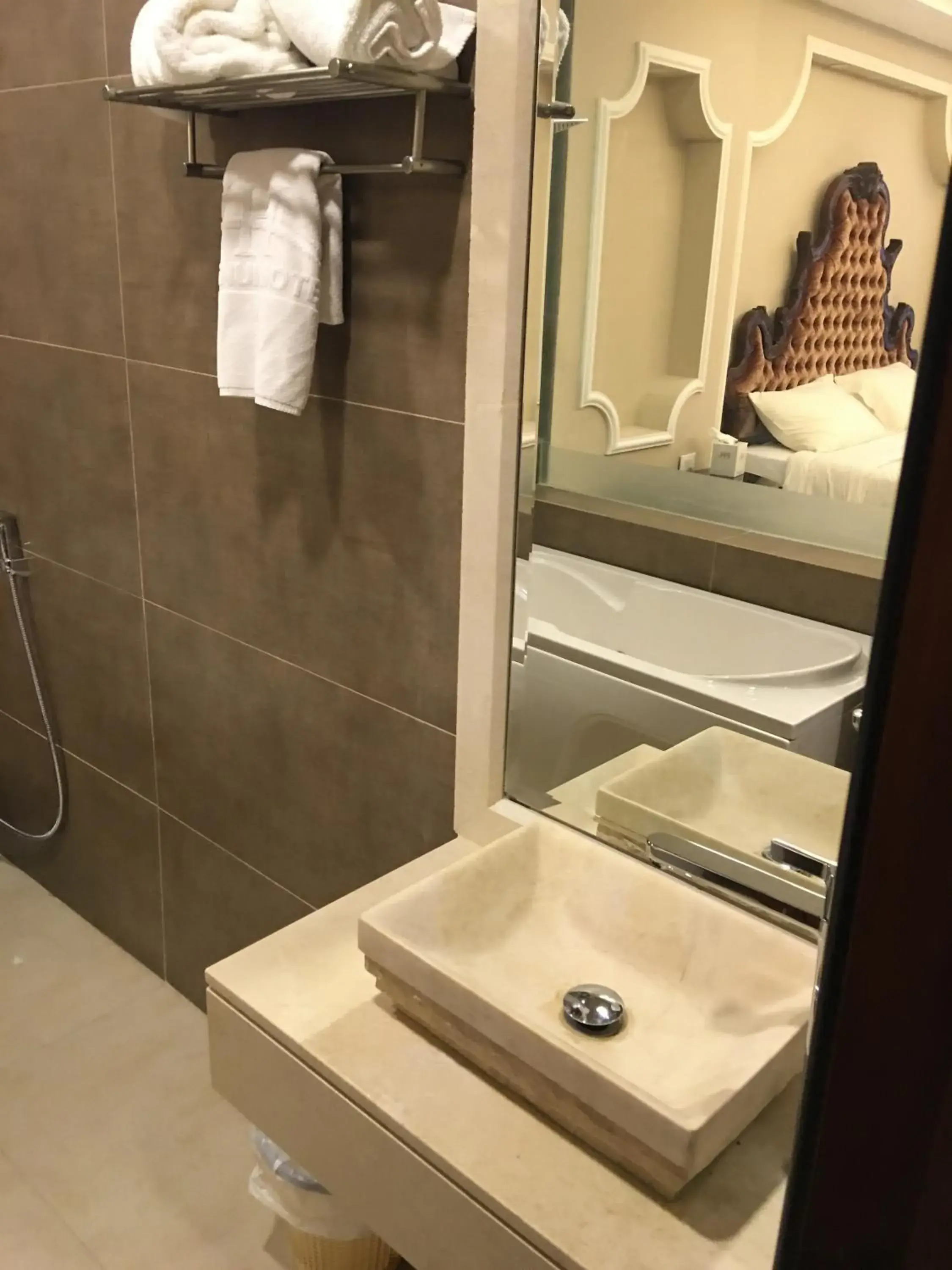 Junior luxury suite with private Jacuzzi in Platinum Hotel Junior luxury suite with private Jacuzzi in Platinum Hotel