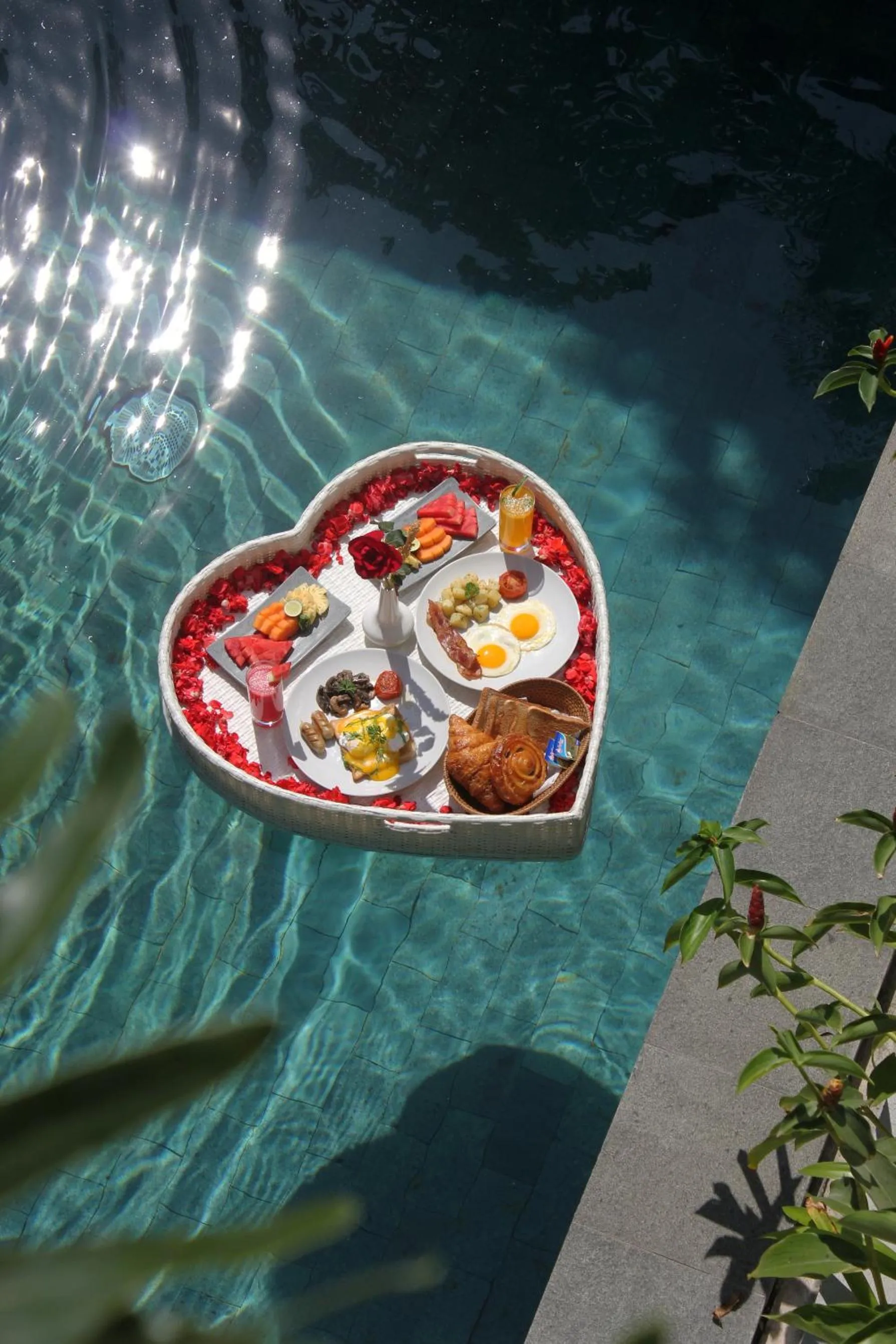 Swimming pool in Sudha Villa Bali Baik-Baik