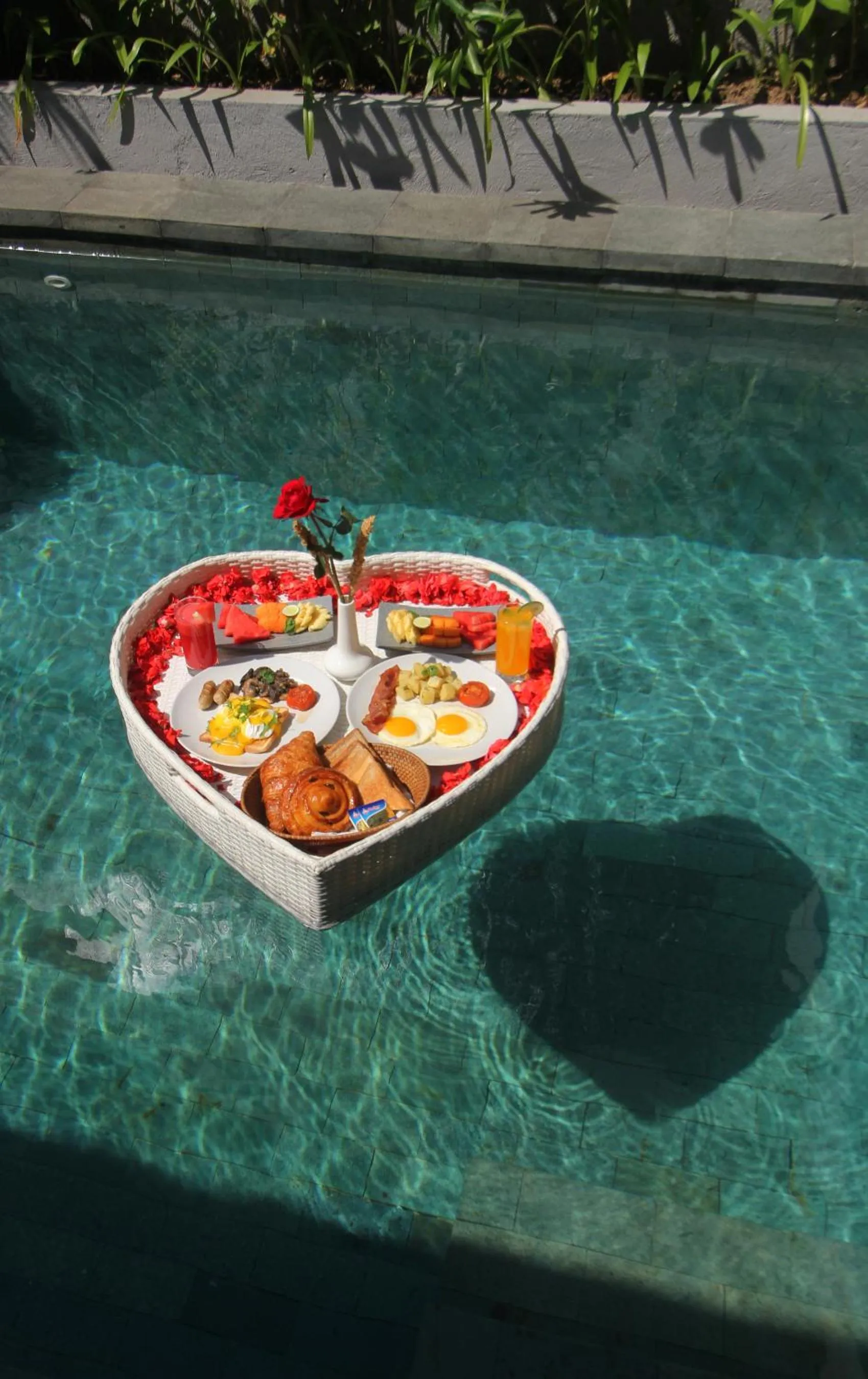 Swimming pool in Sudha Villa Bali Baik-Baik