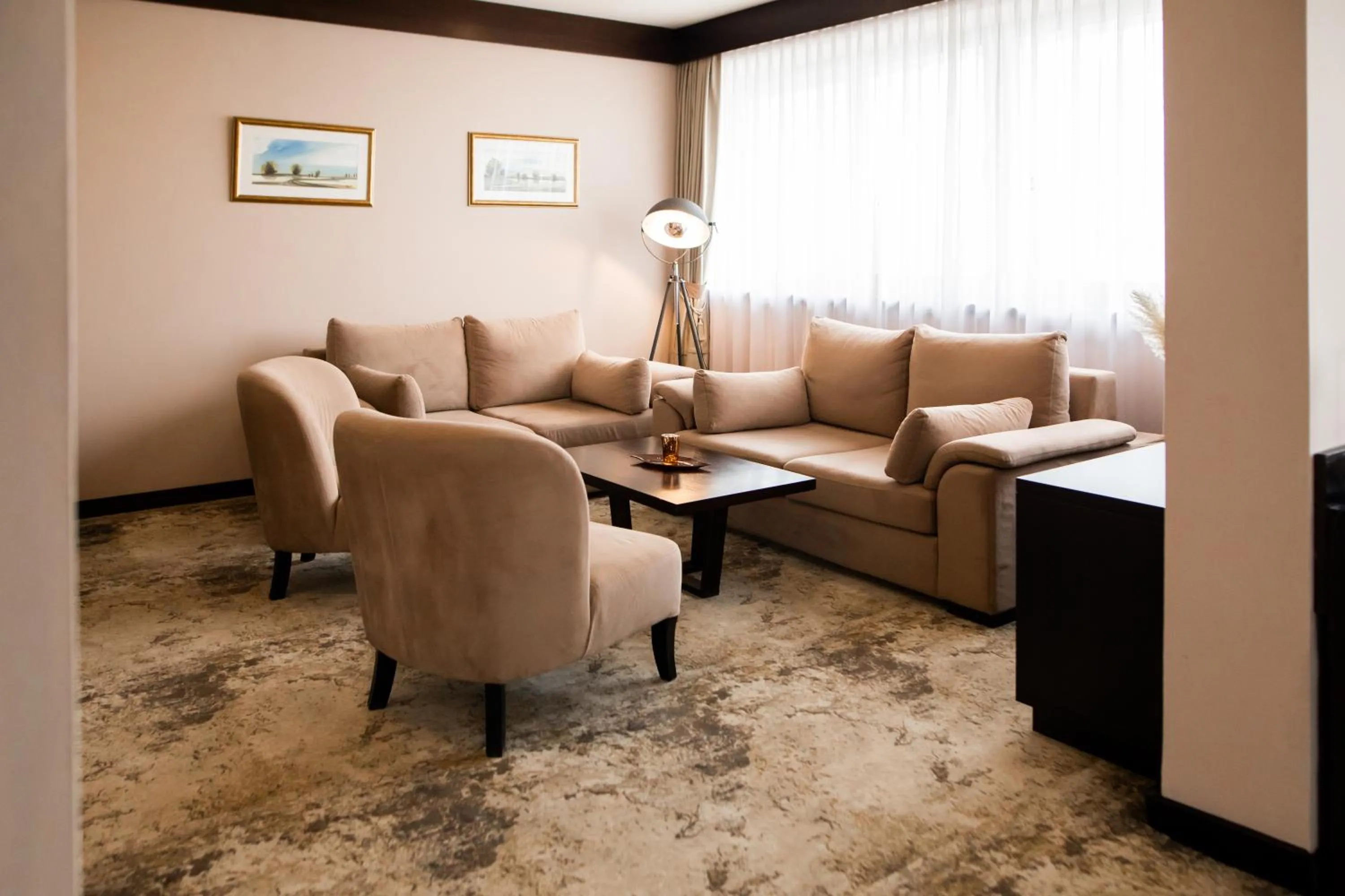 Seating area in Malak Regency Hotel