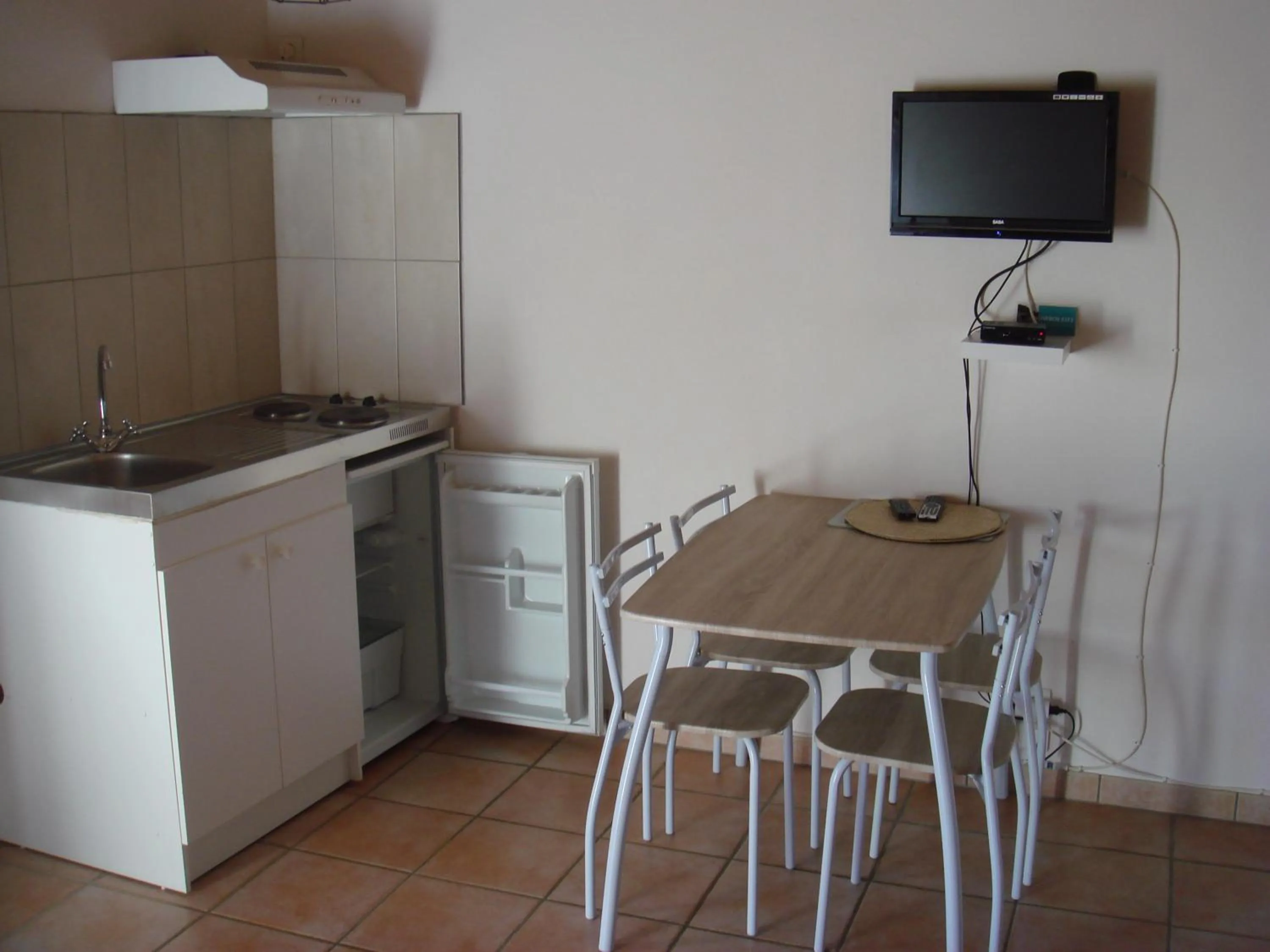 Kitchen or kitchenette in La Sente des Vignes