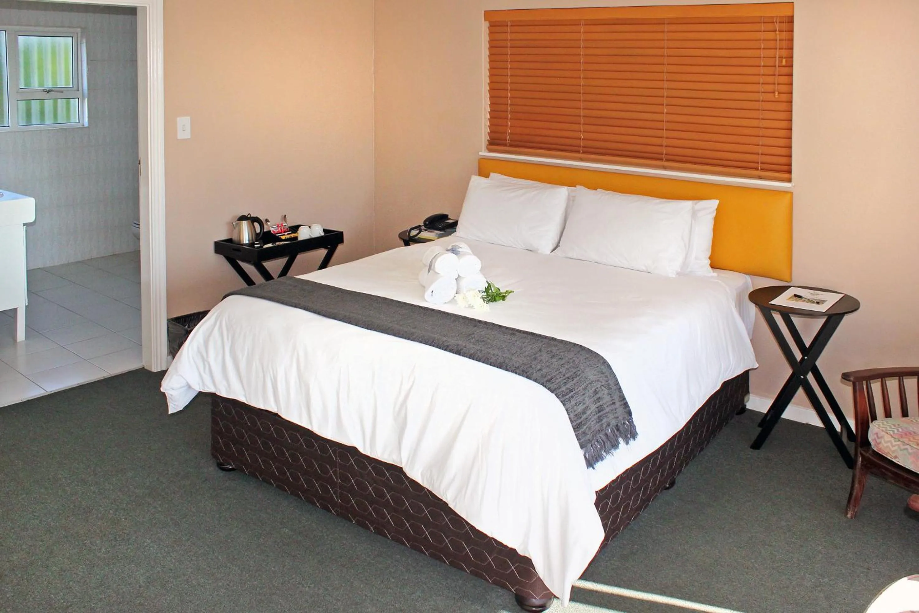 Bedroom, Bed in Durban Manor Guest House