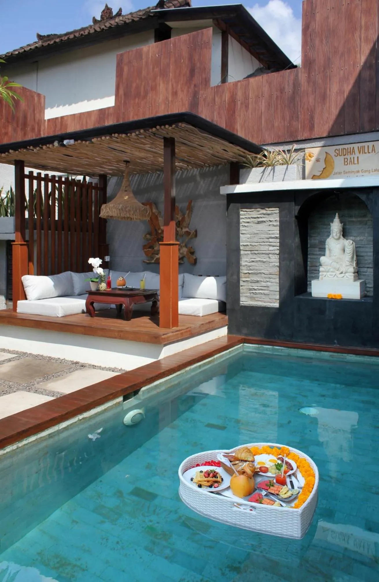 Day in Sudha Villa Bali Anyelir