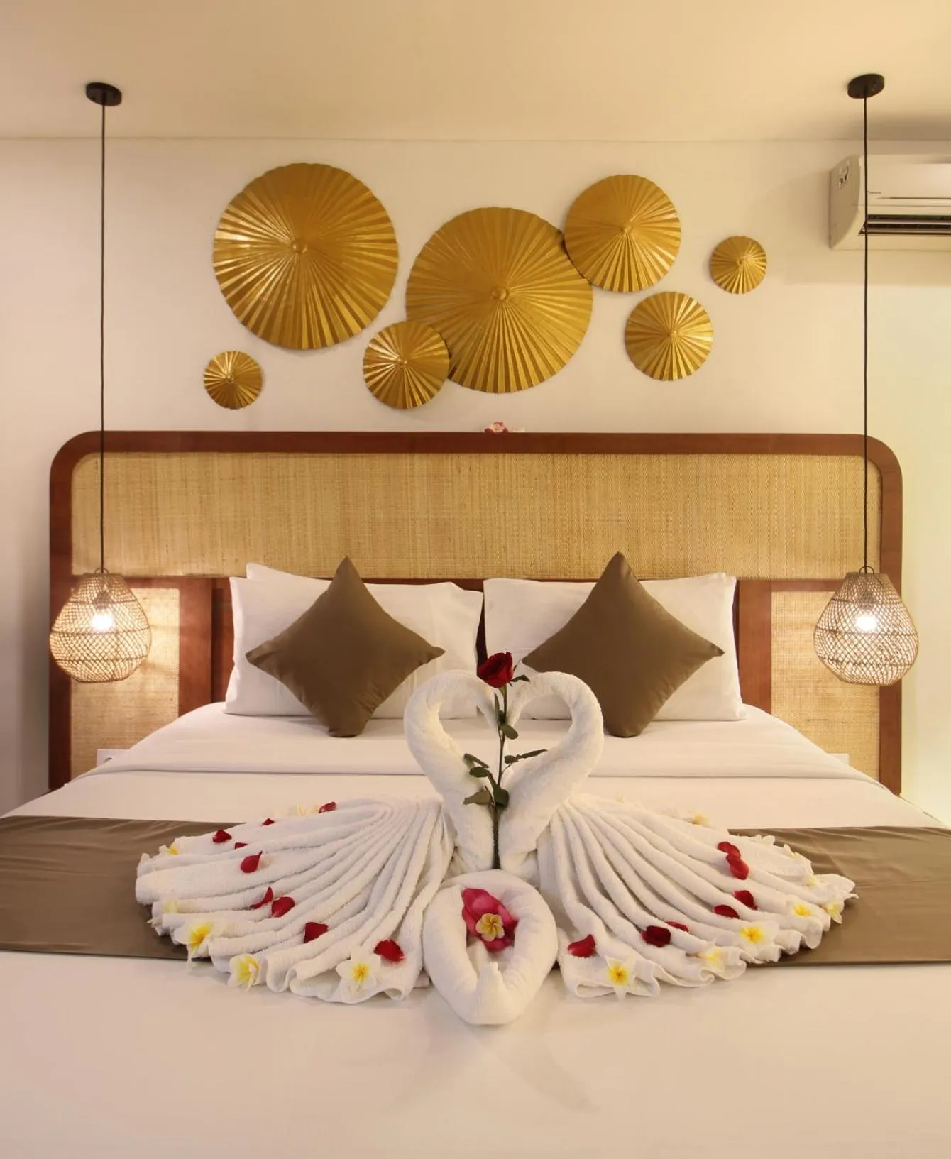 Bedroom, Bed in Sudha Villa Bali Anyelir