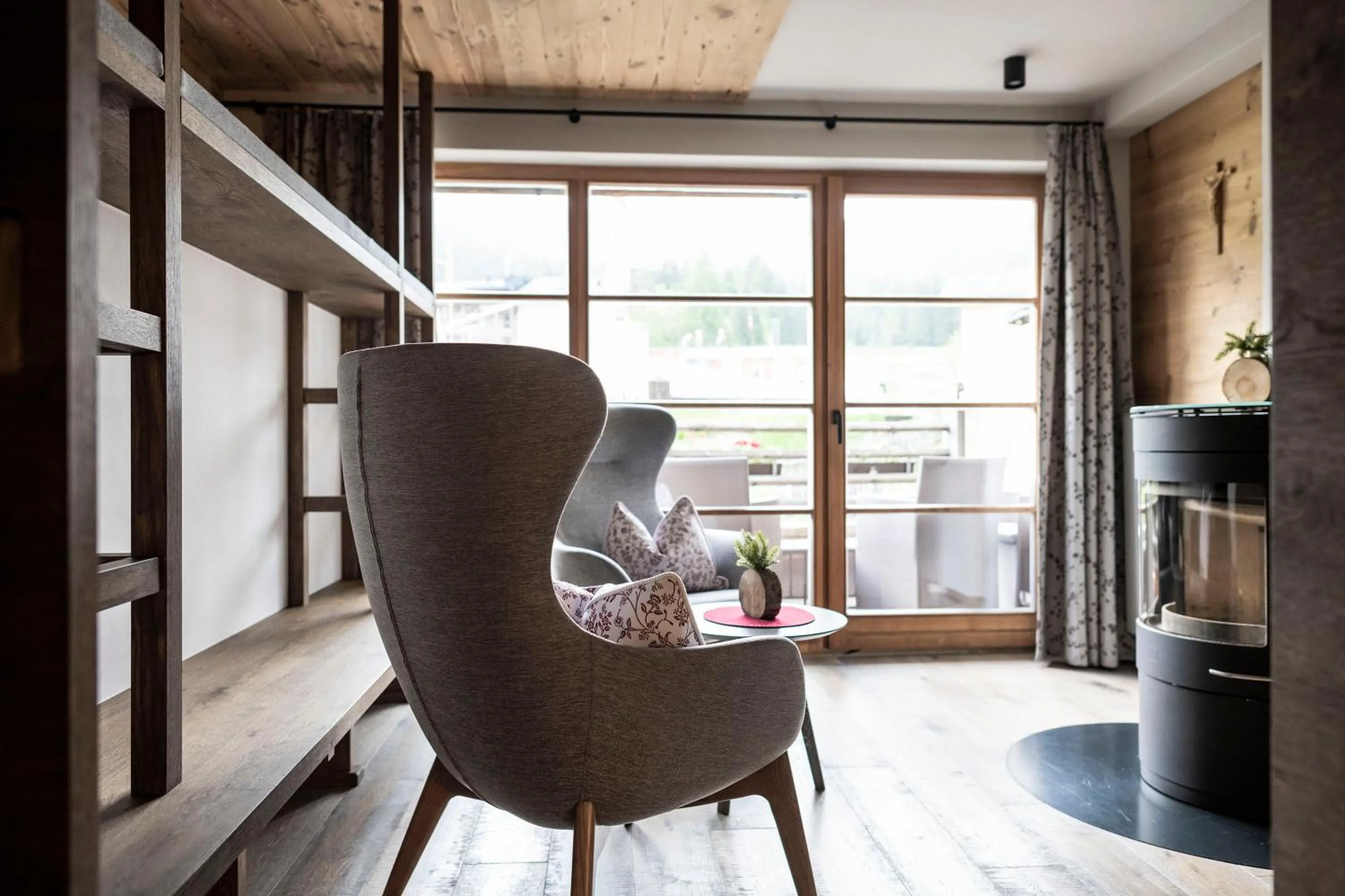 Living room in Post Alpina - Family Mountain Chalets