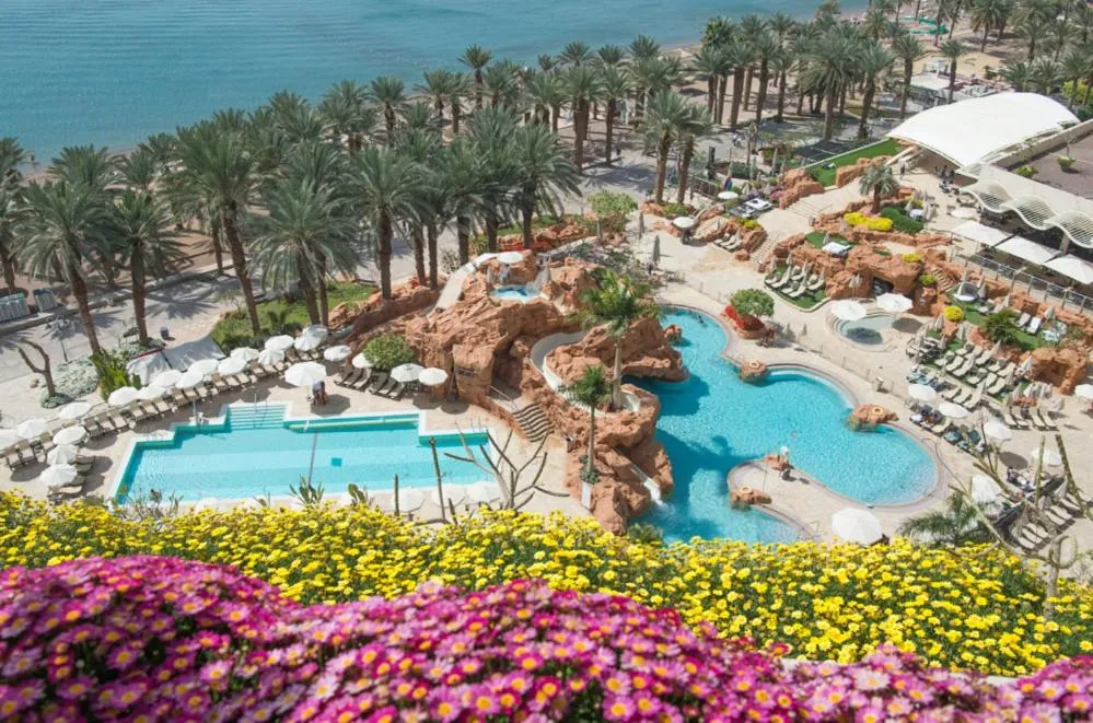Swimming pool in Dan Eilat Hotel