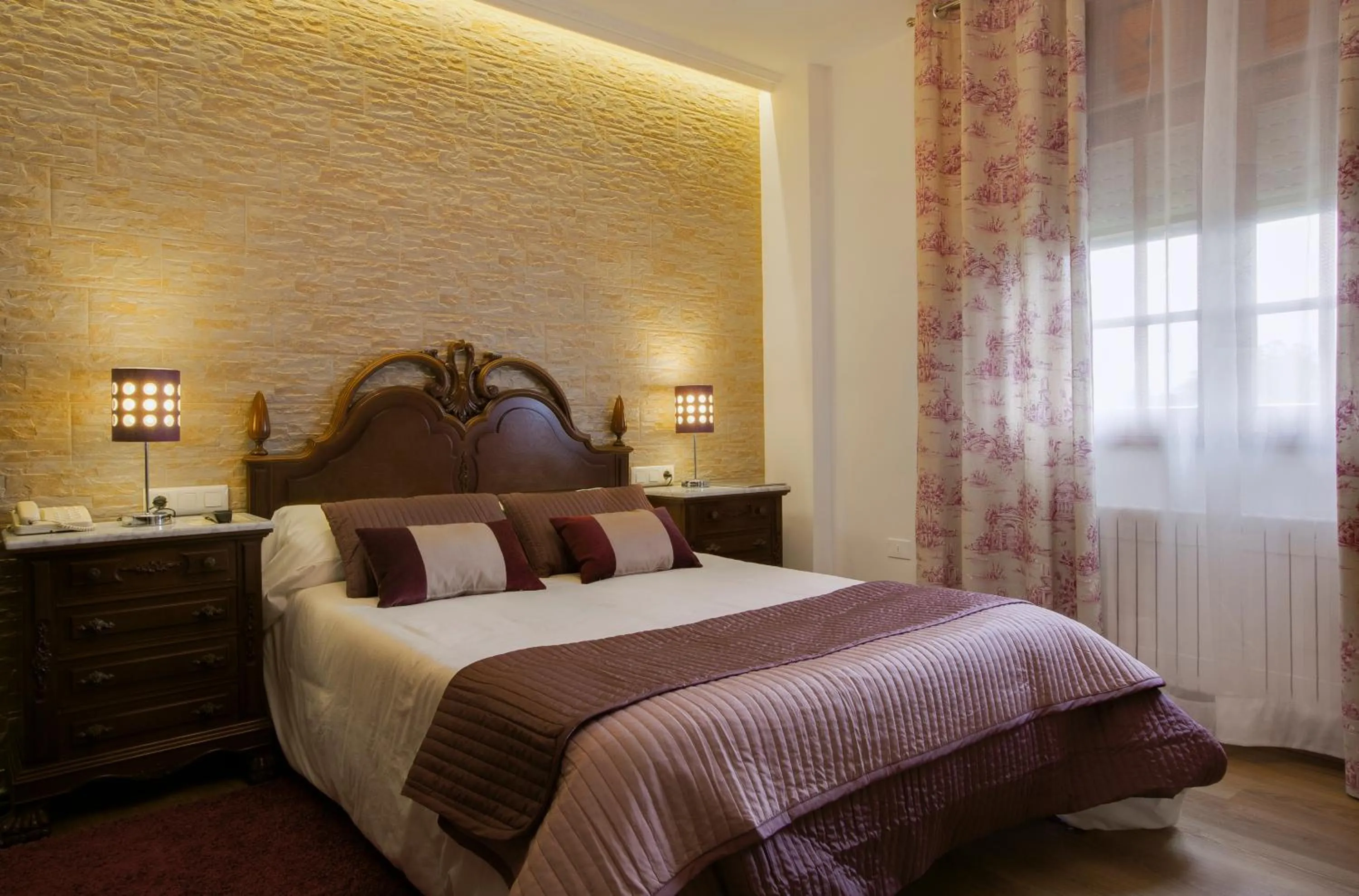 Photo of the whole room, Bed in Hotel & Apartamentos Cons da Garda