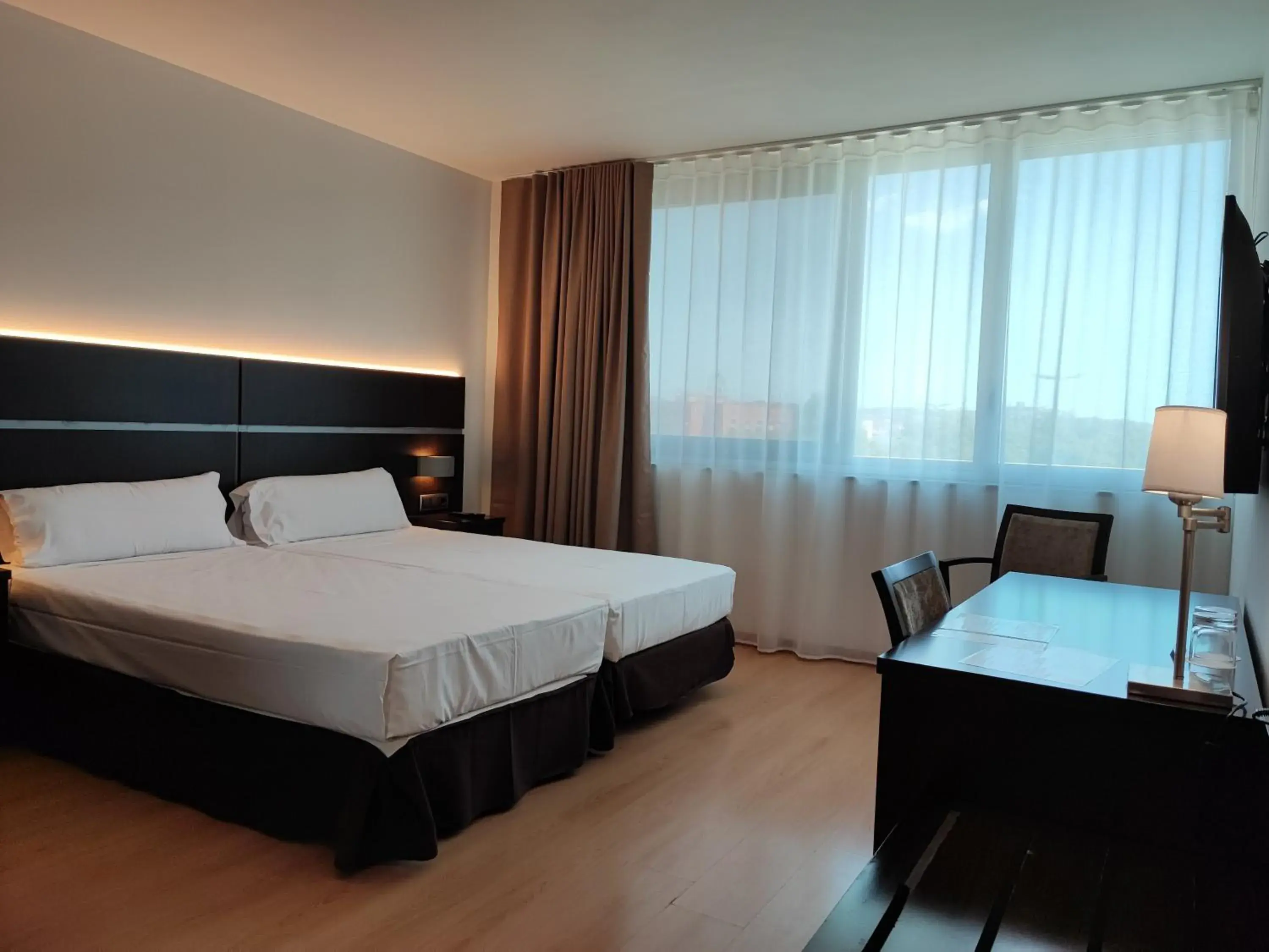 Double Room in Tarraco Park Tarragona Double Room in Tarraco Park Tarragona