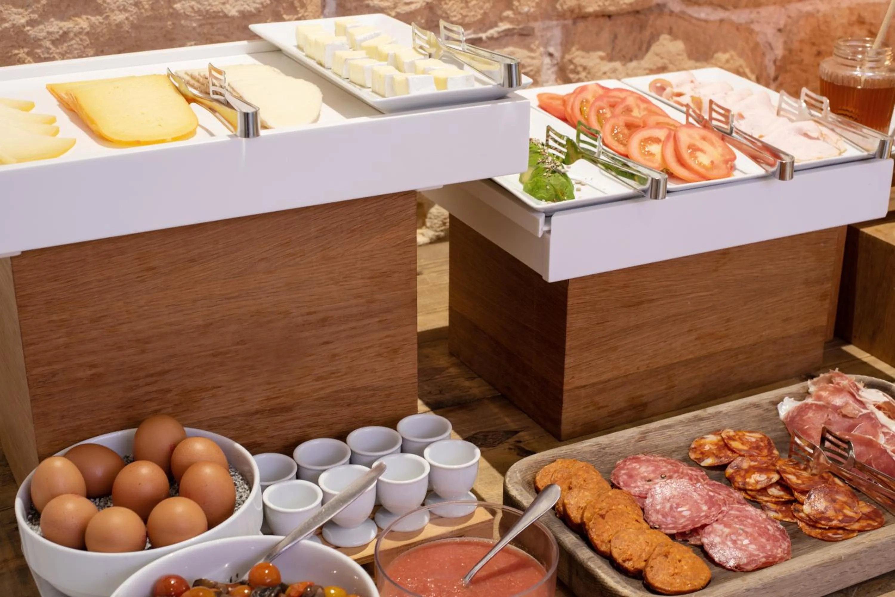 Buffet breakfast in Palau Sa Font