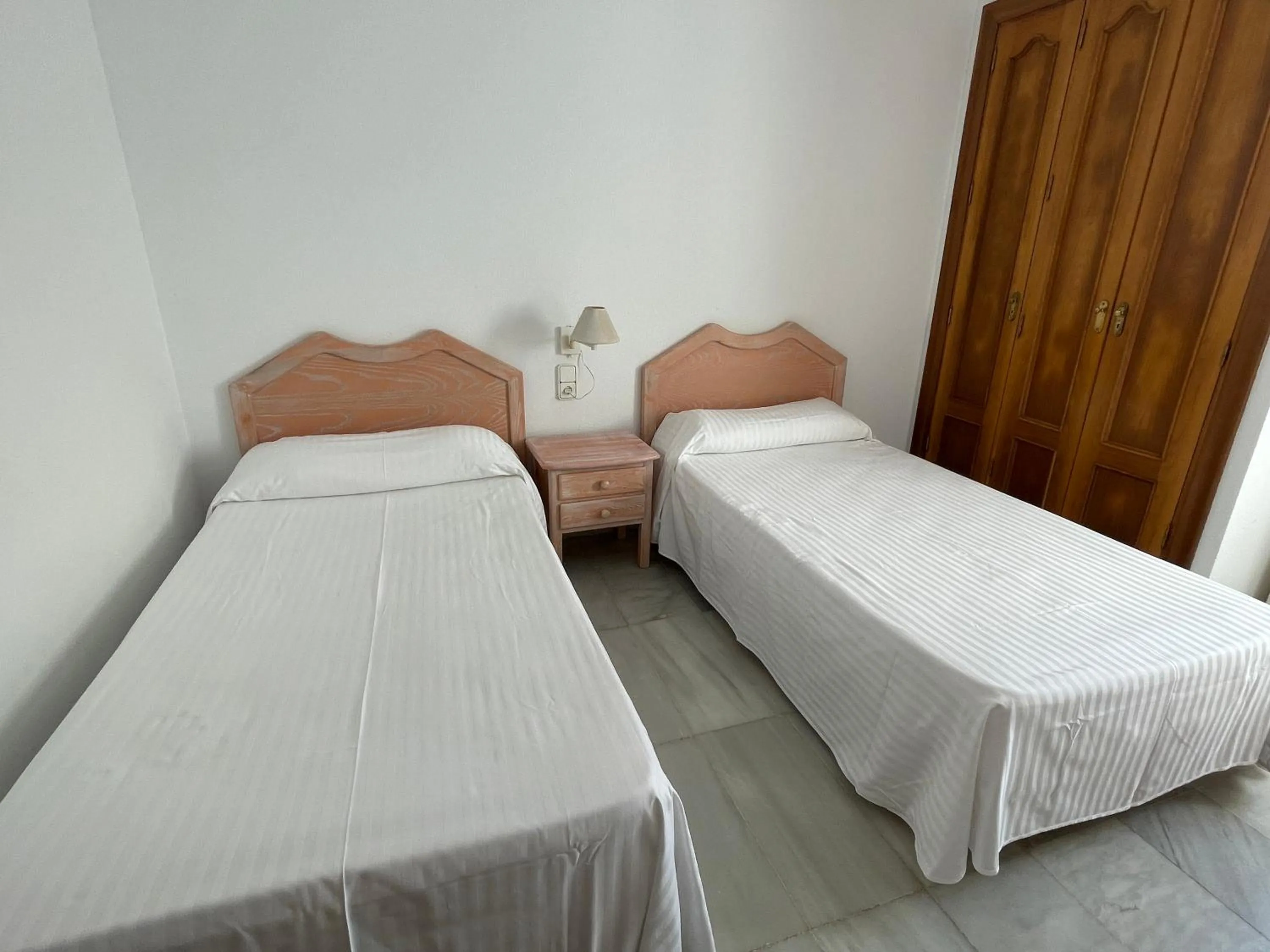 Bedroom, Bed in Apartamentos Golf Center