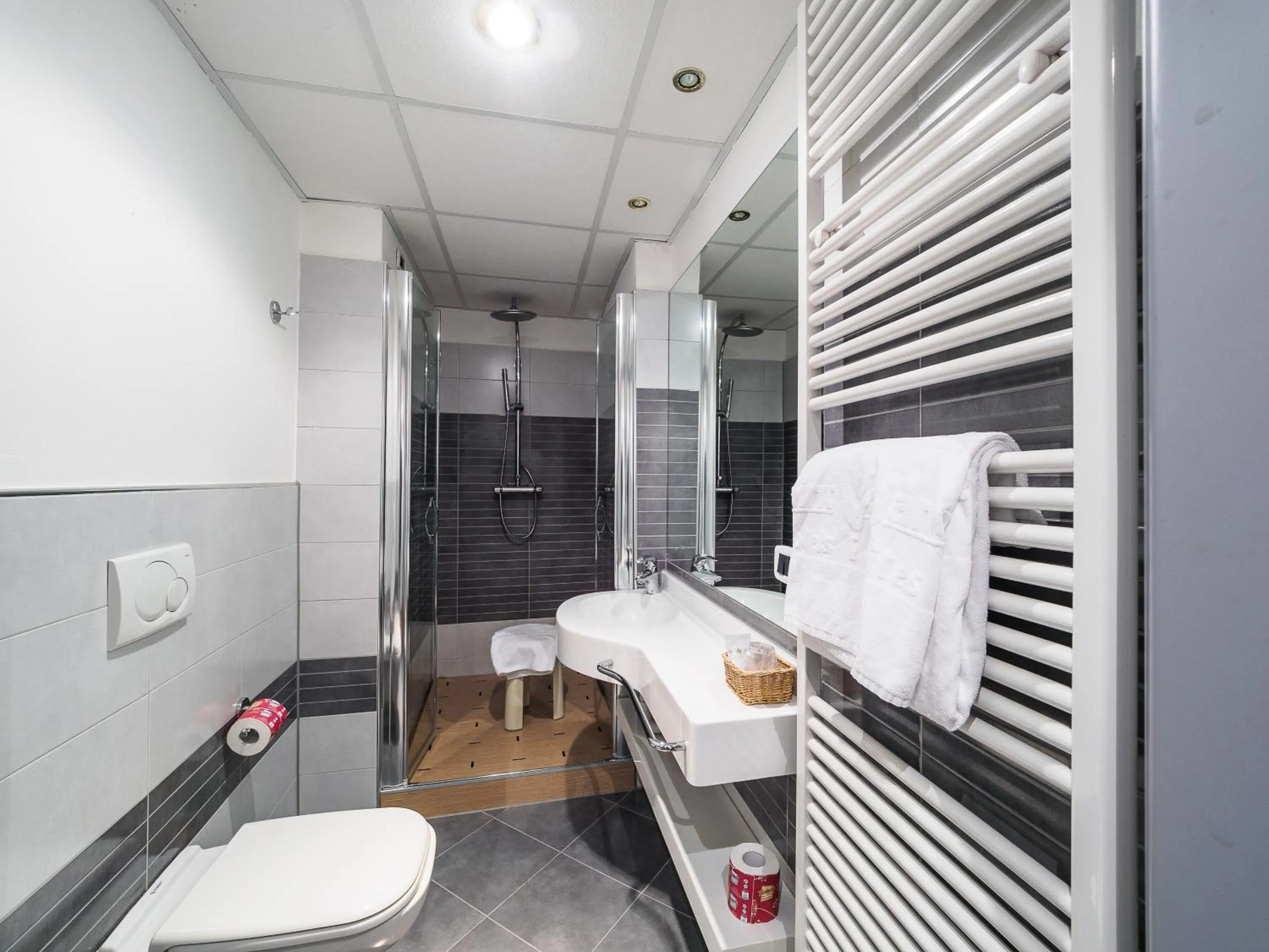 Bathroom in Cristallo Wellness Hotel