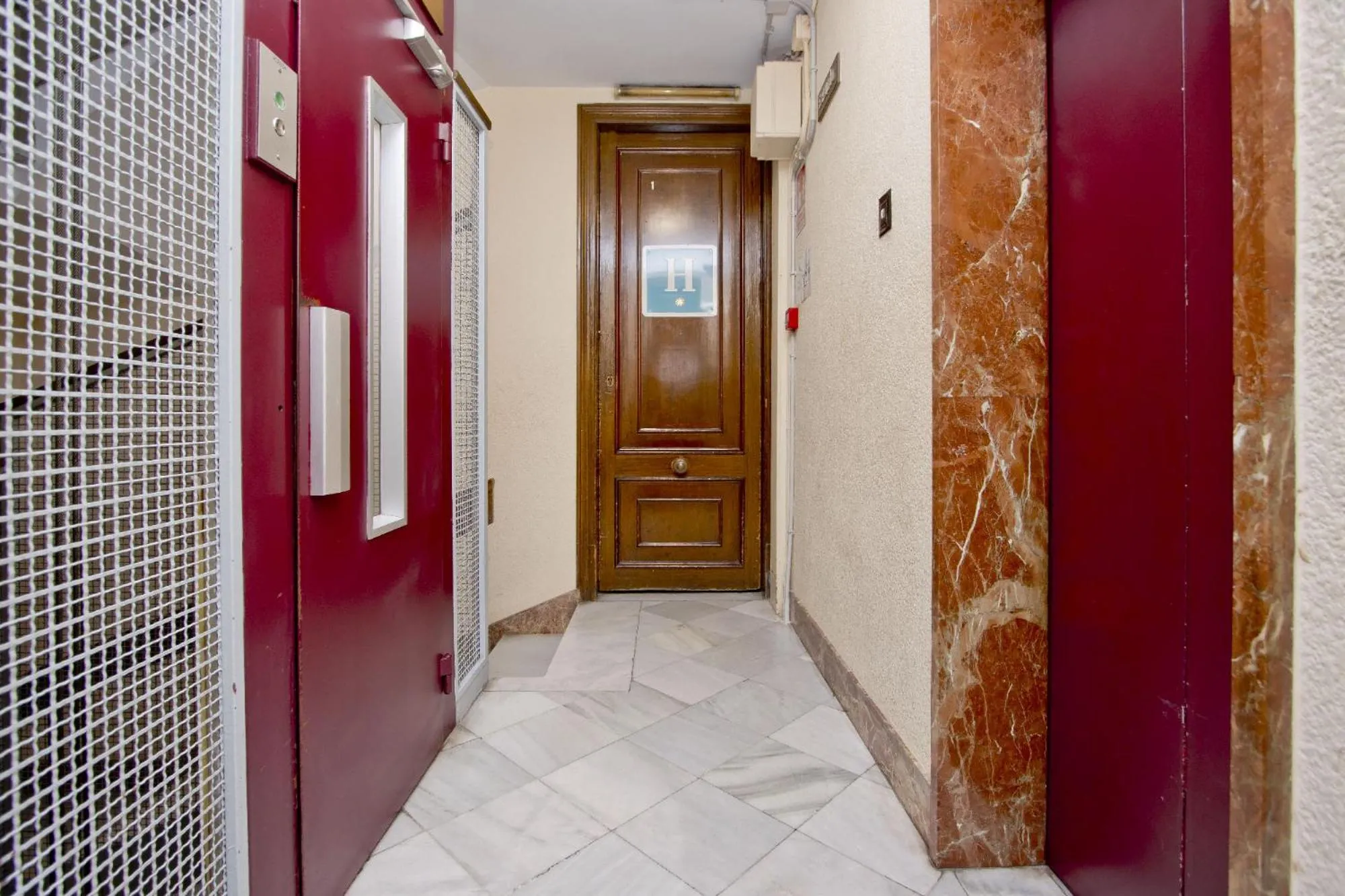 Barcelona City Hotel