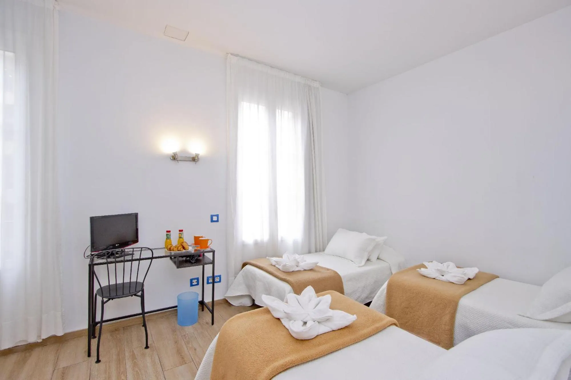 Bed in Barcelona City Hotel