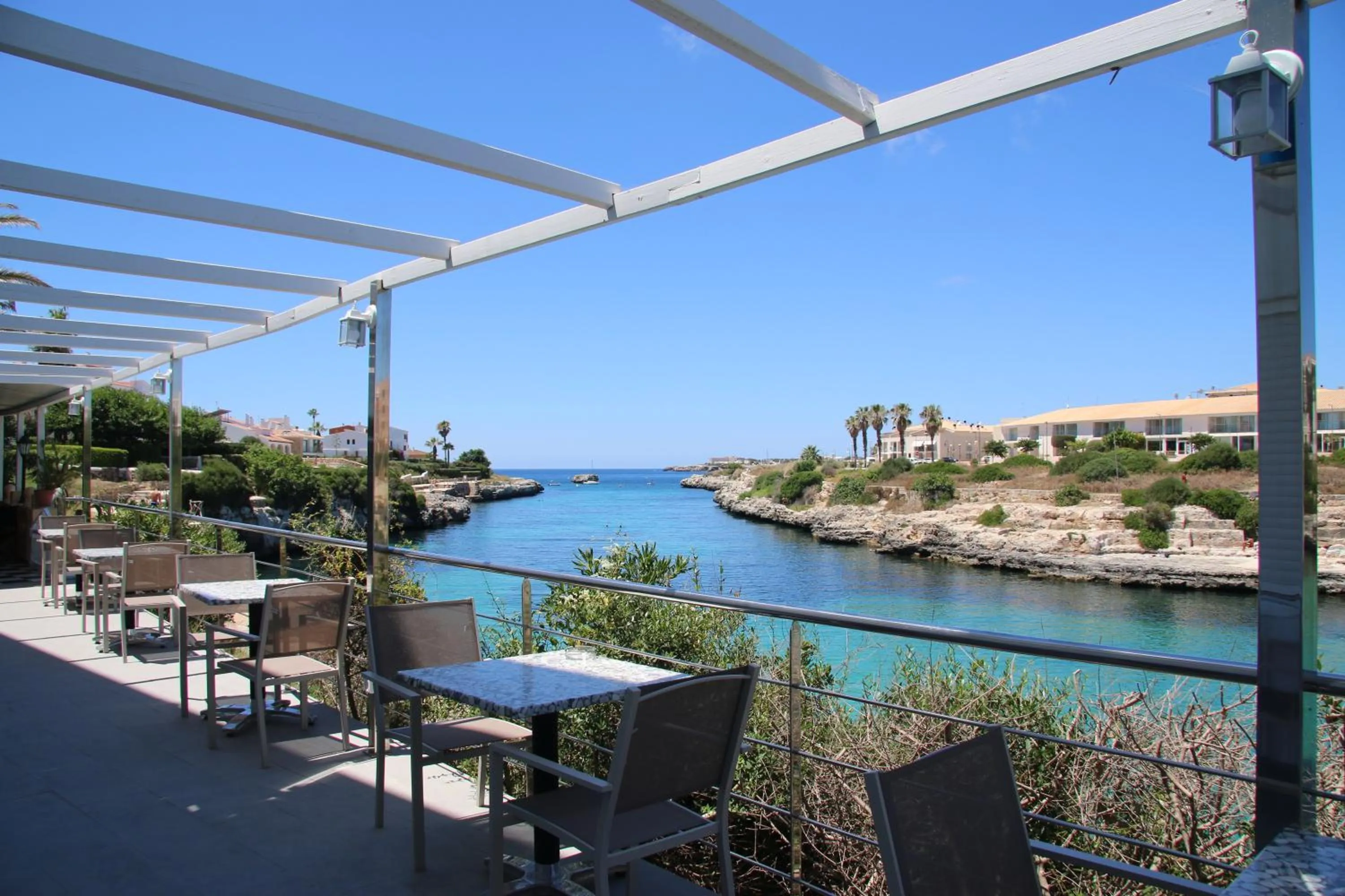 Property building in Cala Bona y Mar Blava