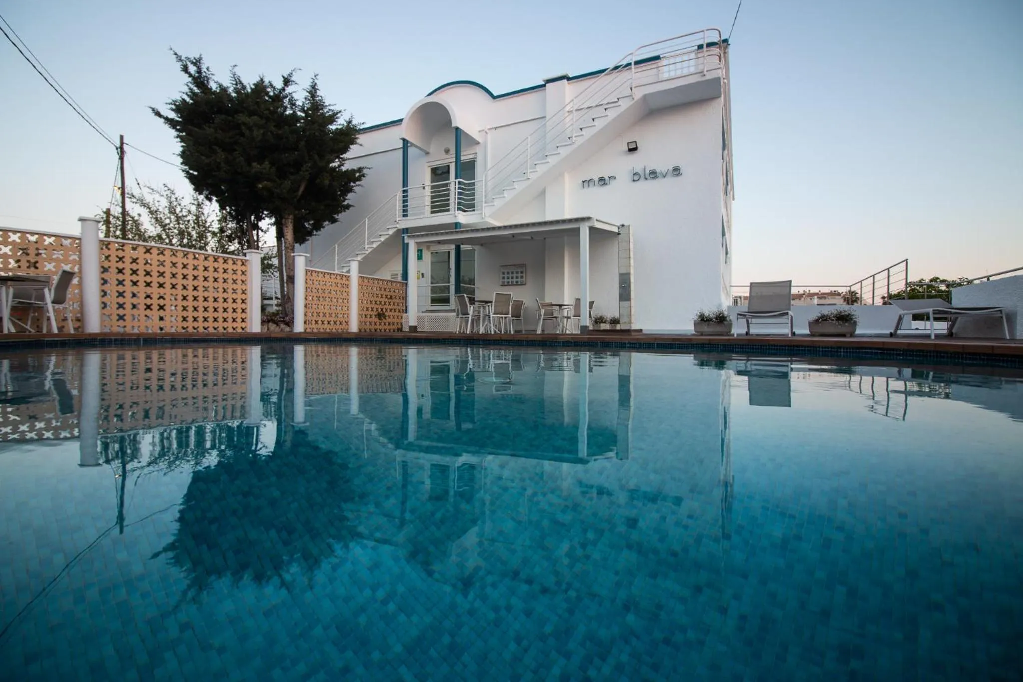 Property building in Cala Bona y Mar Blava