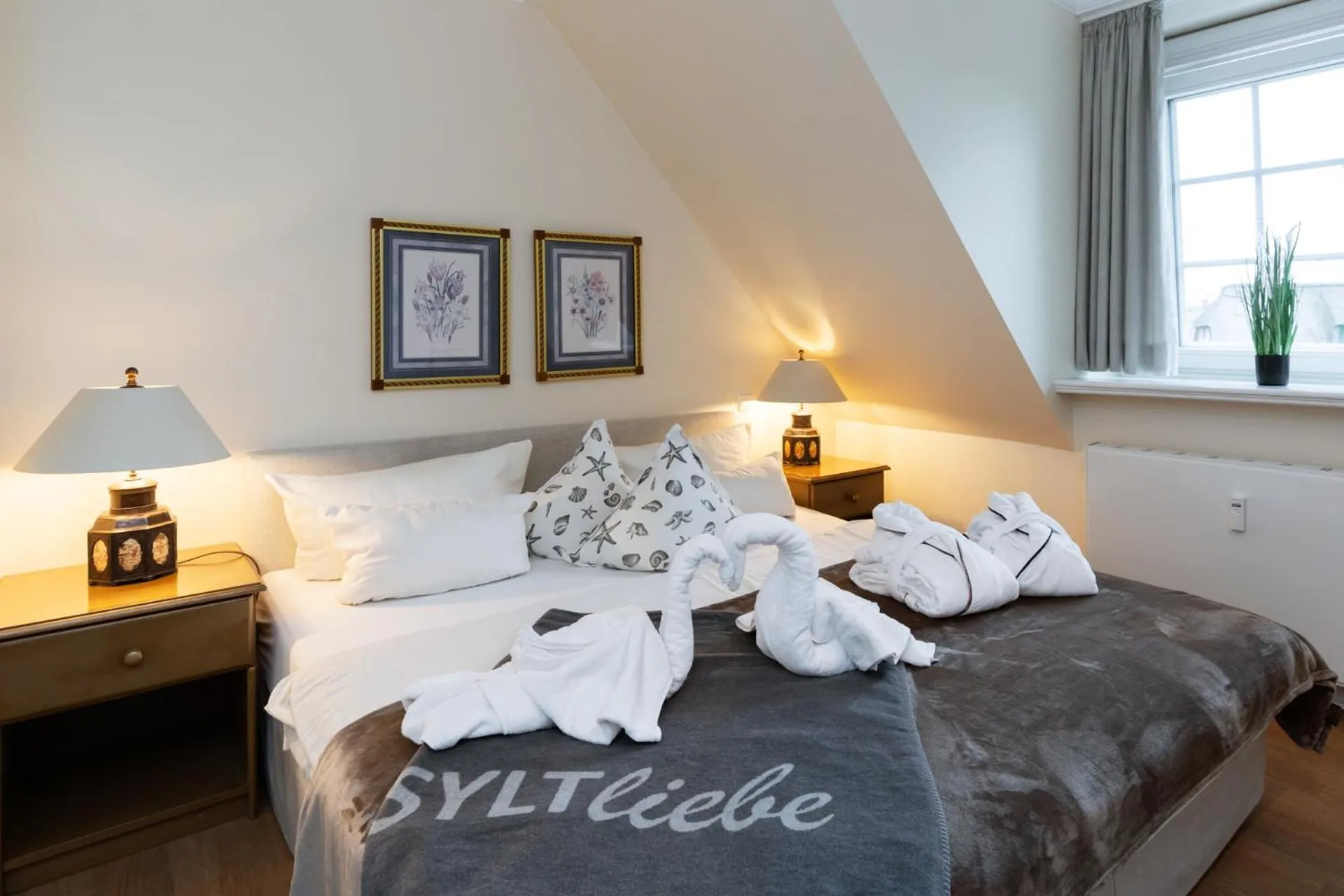 Bedroom, Bed in Hotel Parkresidenz Christian VIII