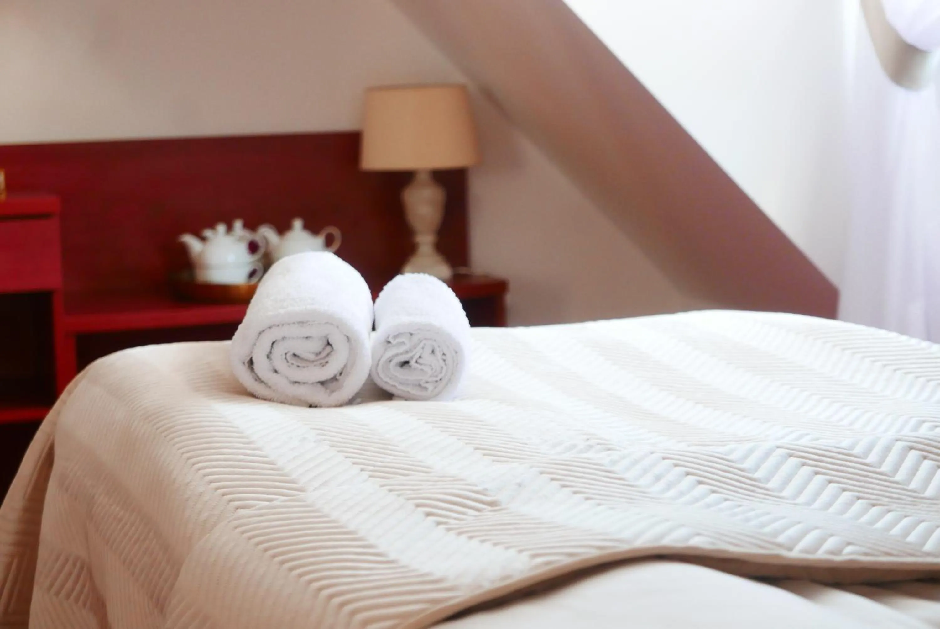 towels, Bed in Hotel Maxim Kwidzyn