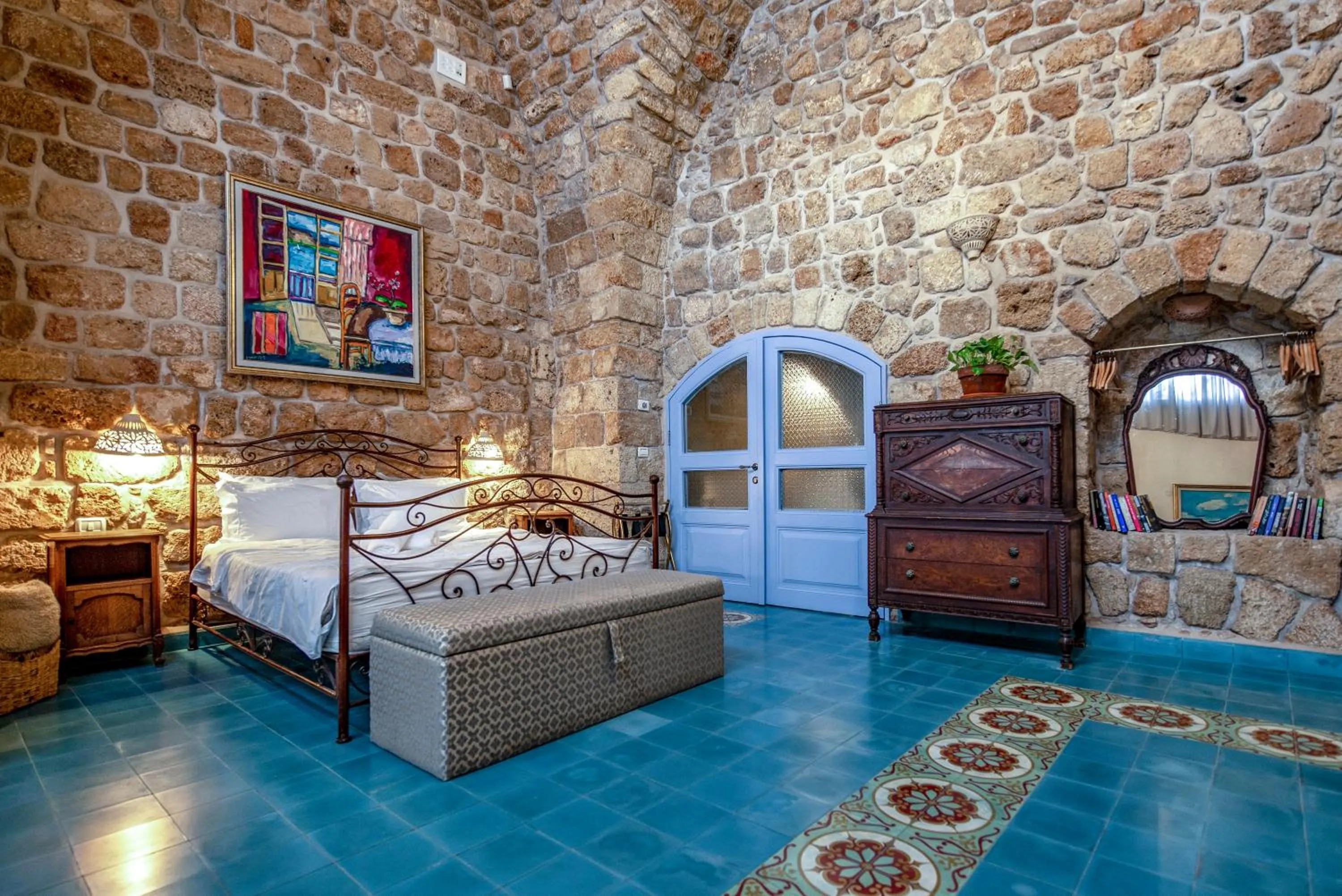 Living room, Bed in Arabesque Arts & Residency