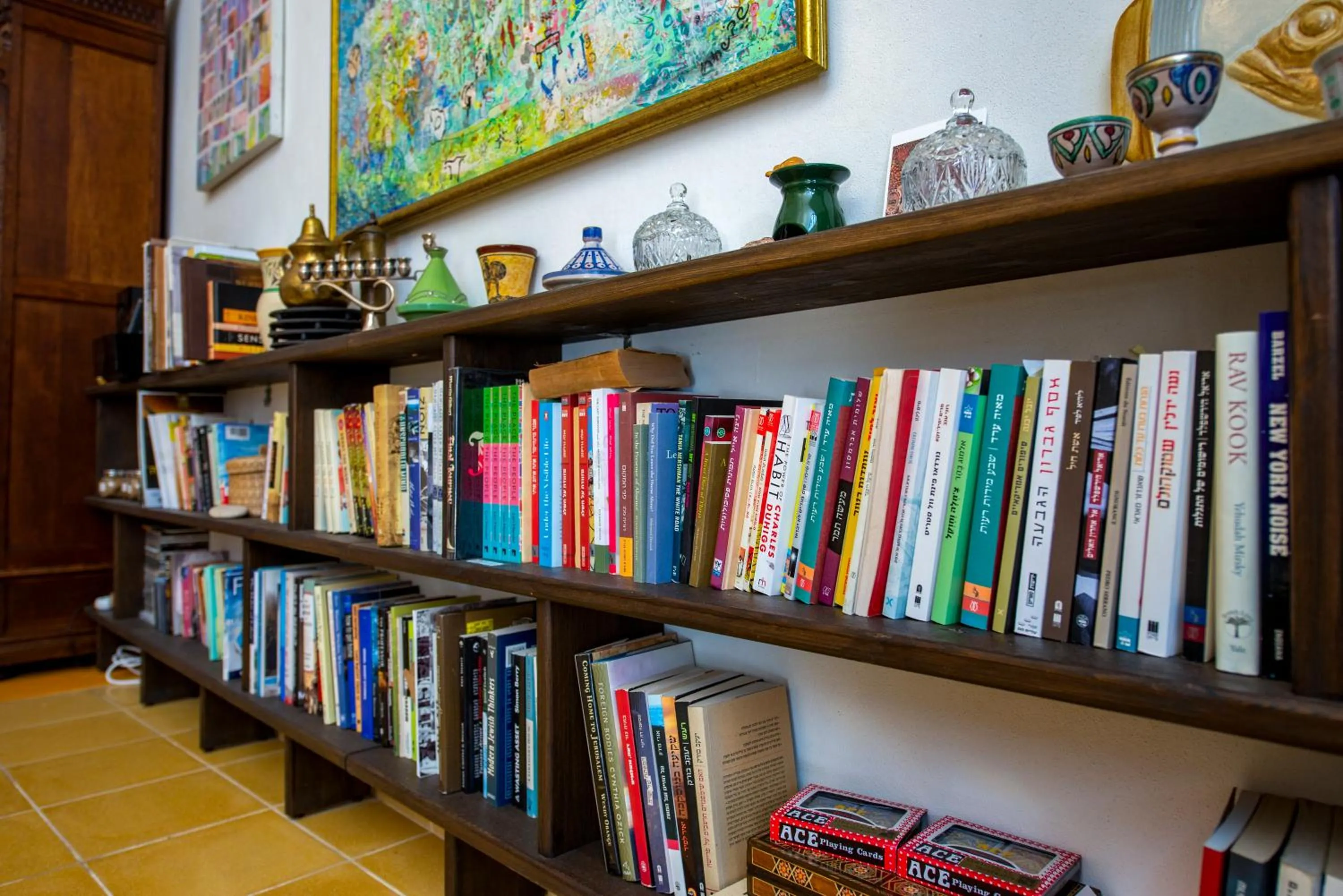 Library in Arabesque Arts & Residency