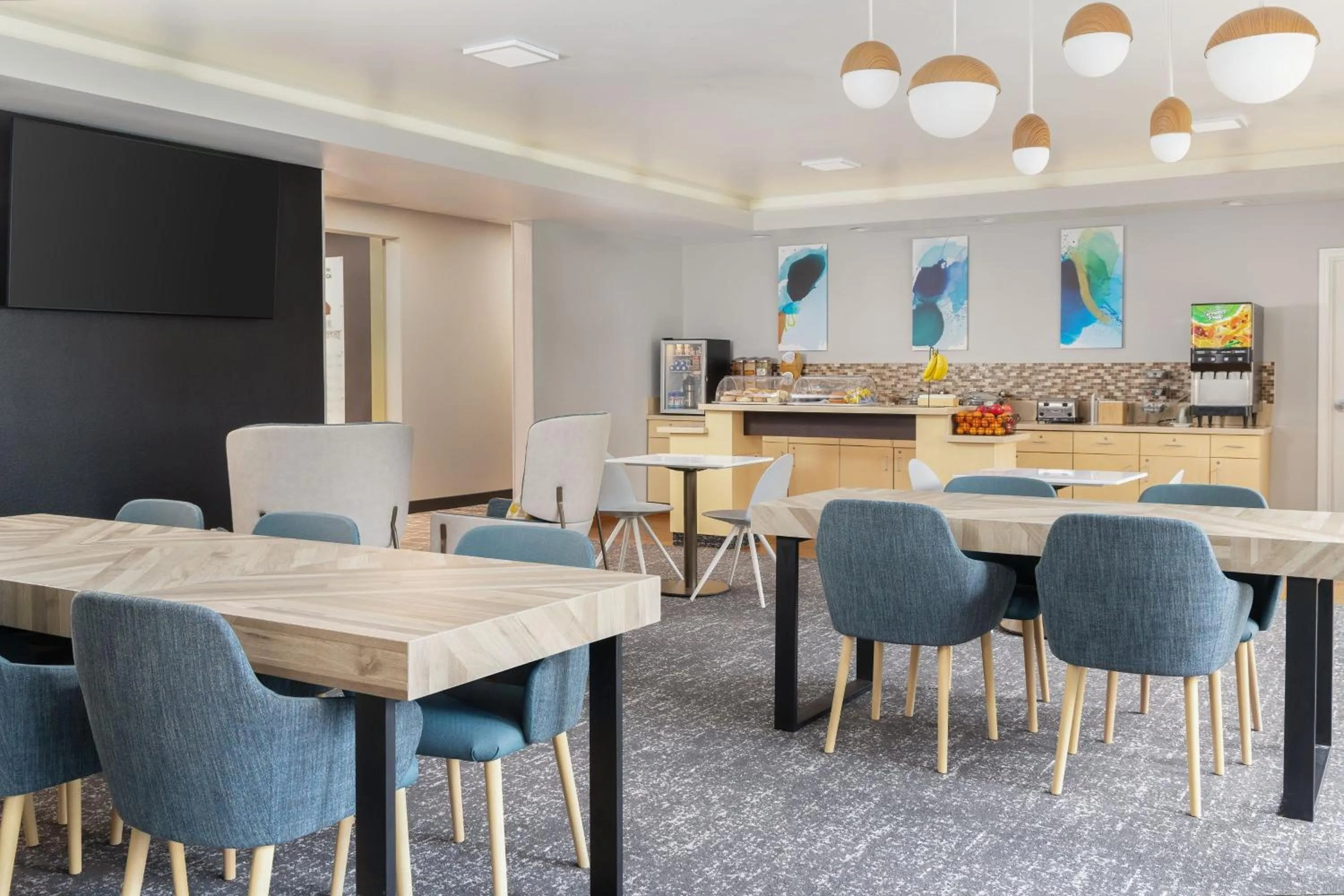 Breakfast in TownePlace Suites by Marriott Sacramento Roseville