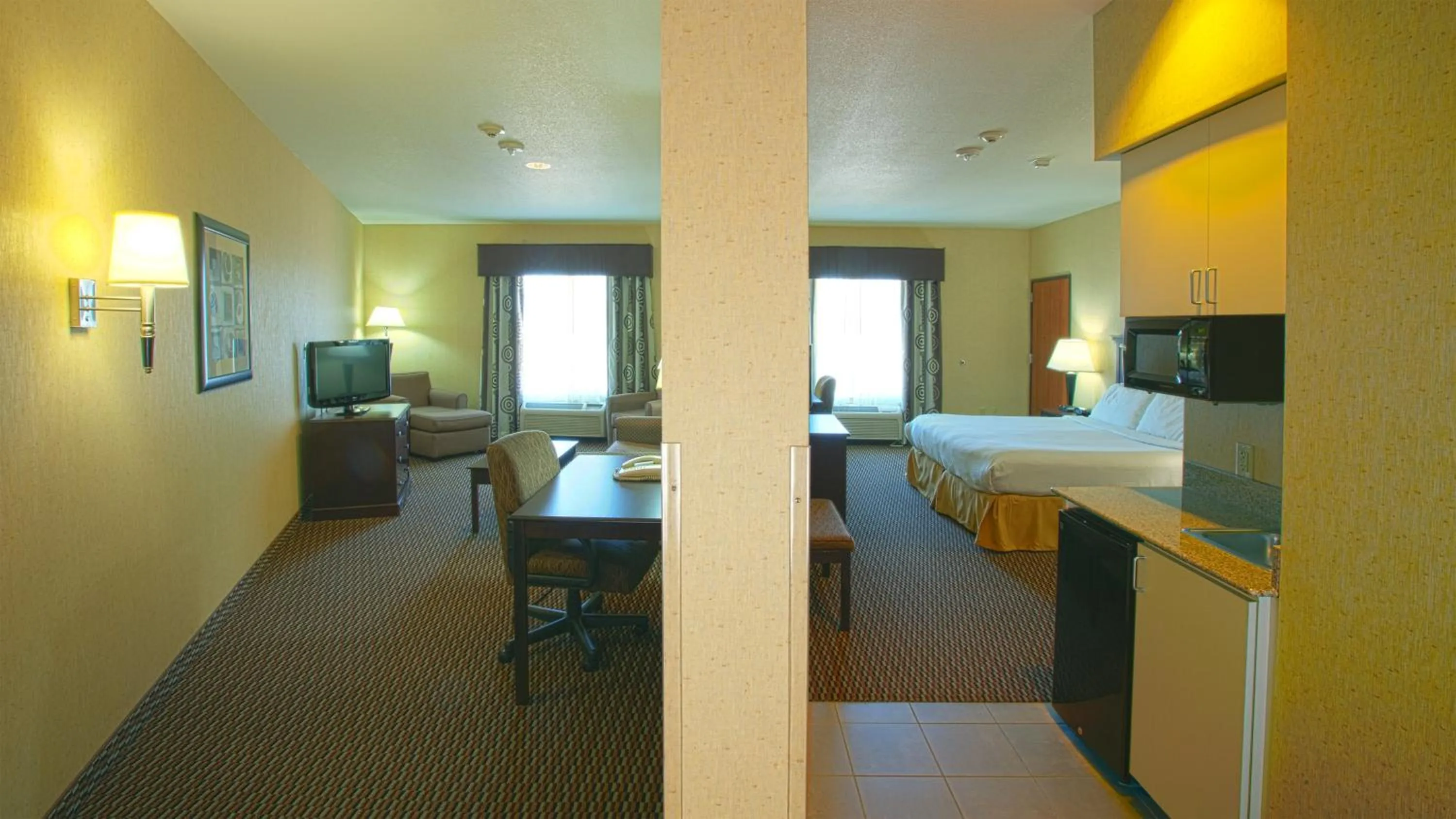 Photo of the whole room, Bed in Holiday Inn Express & Suites Nampa - Idaho Center by IHG