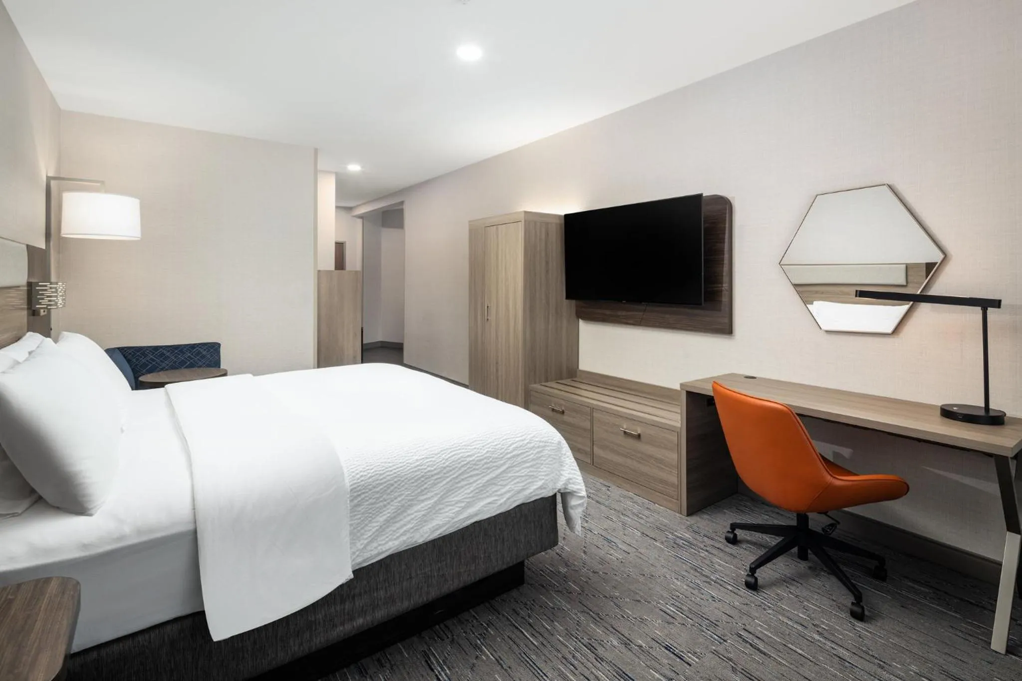 Photo of the whole room, Bed in Holiday Inn Express & Suites Nampa - Idaho Center by IHG