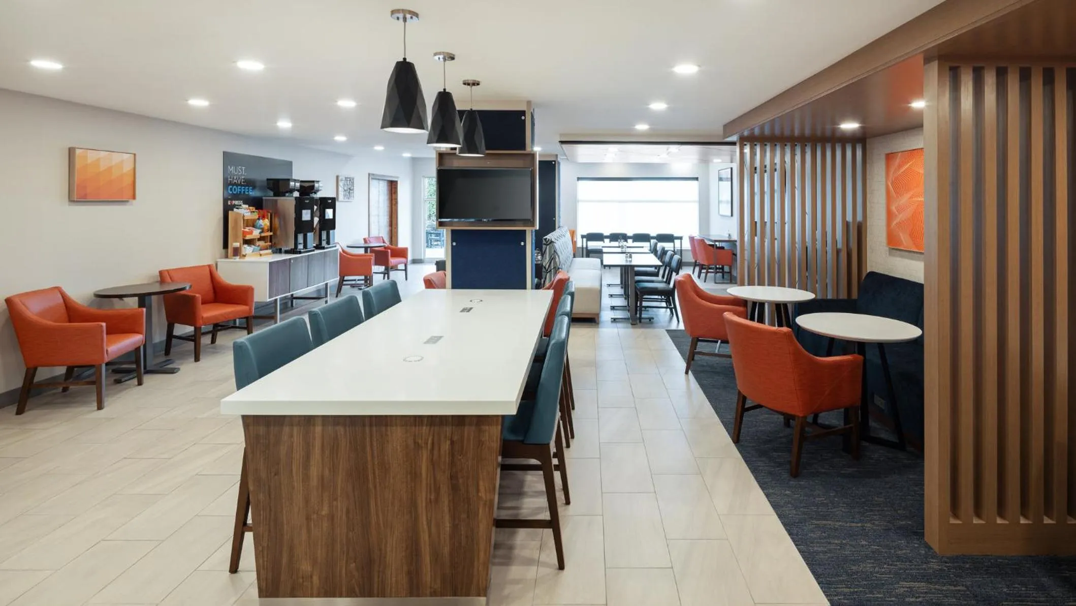 Breakfast in Holiday Inn Express & Suites Nampa - Idaho Center by IHG