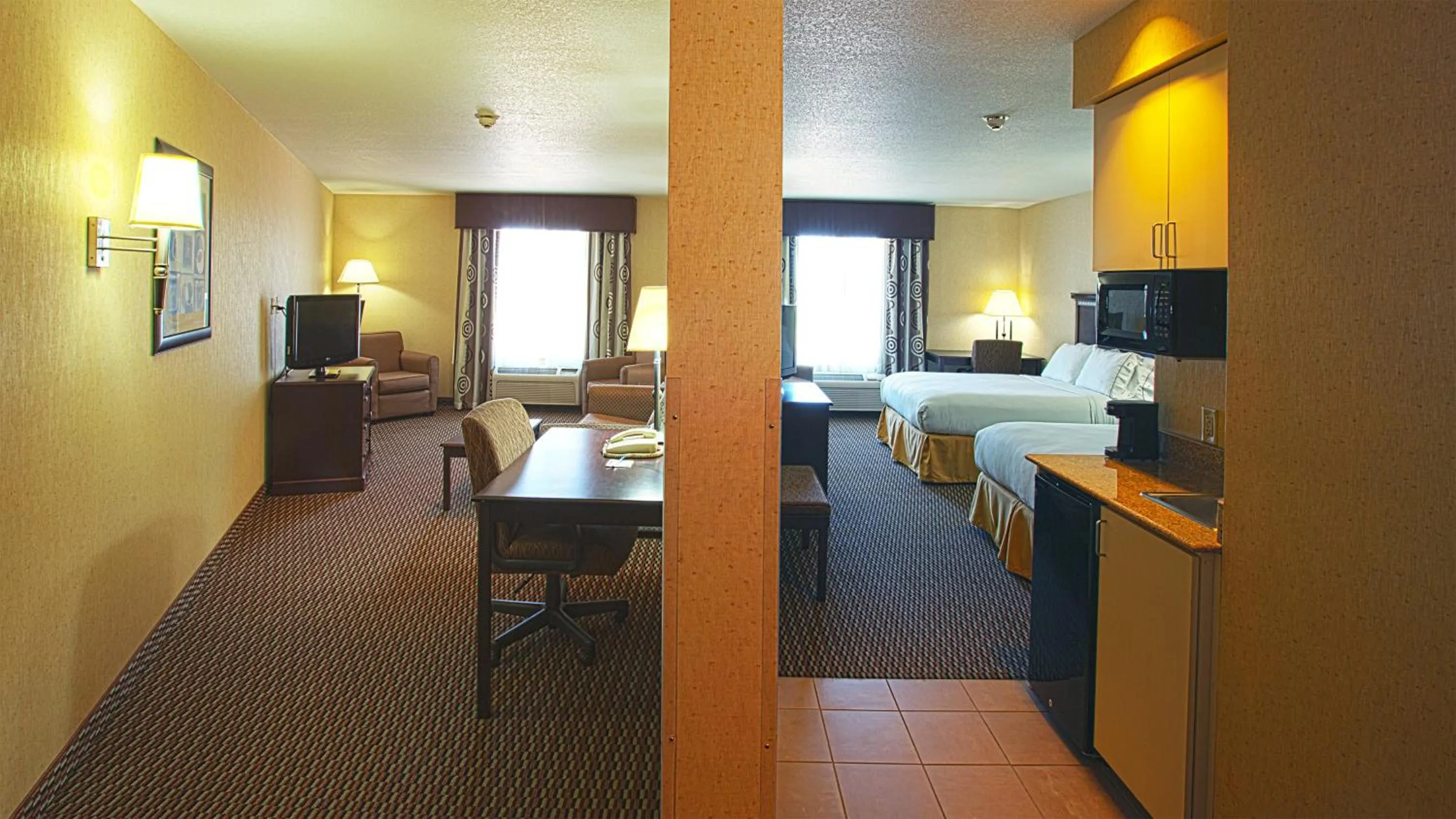 Photo of the whole room, Bed in Holiday Inn Express & Suites Nampa - Idaho Center by IHG