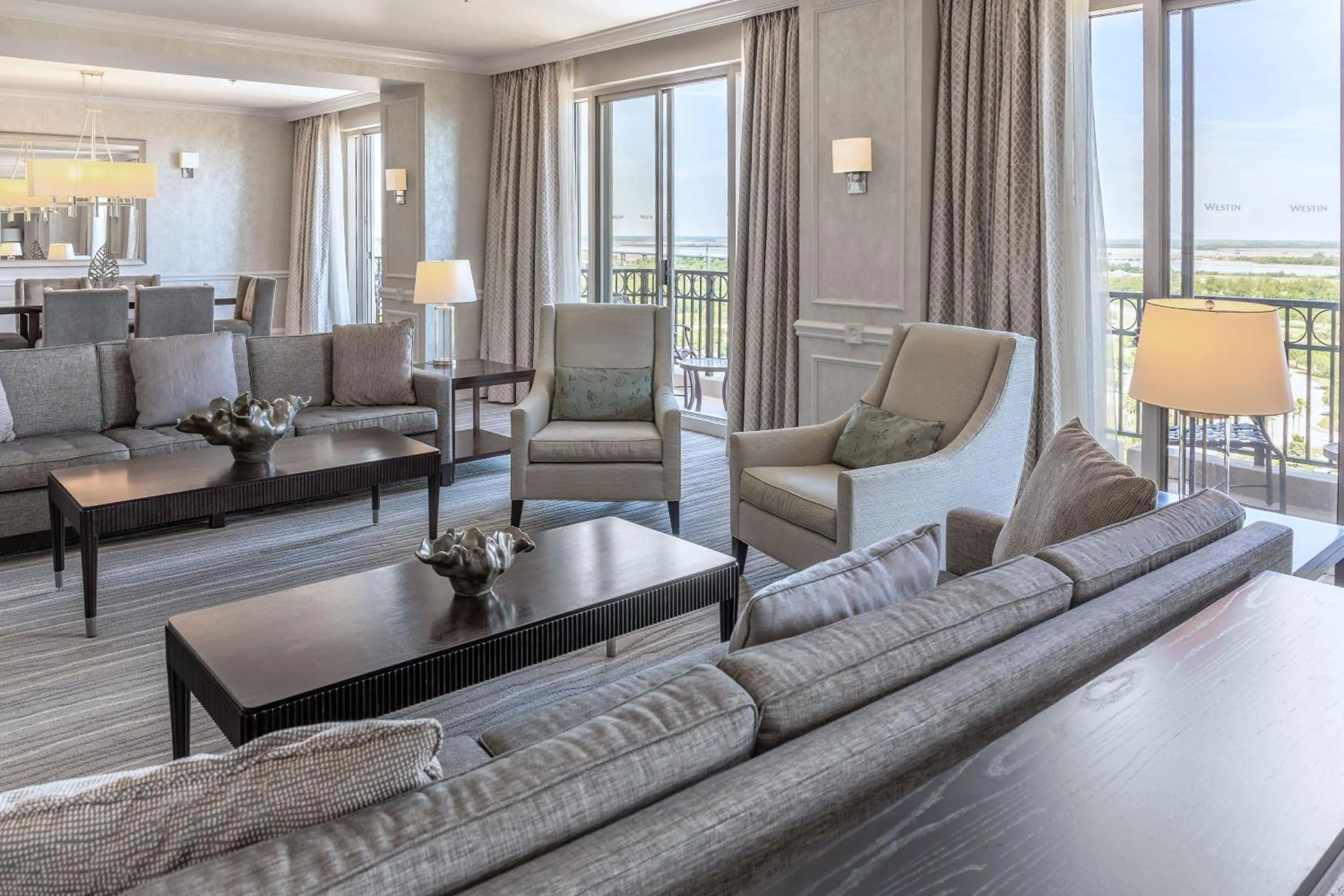 Living room in The Westin Savannah Harbor Golf Resort & Spa