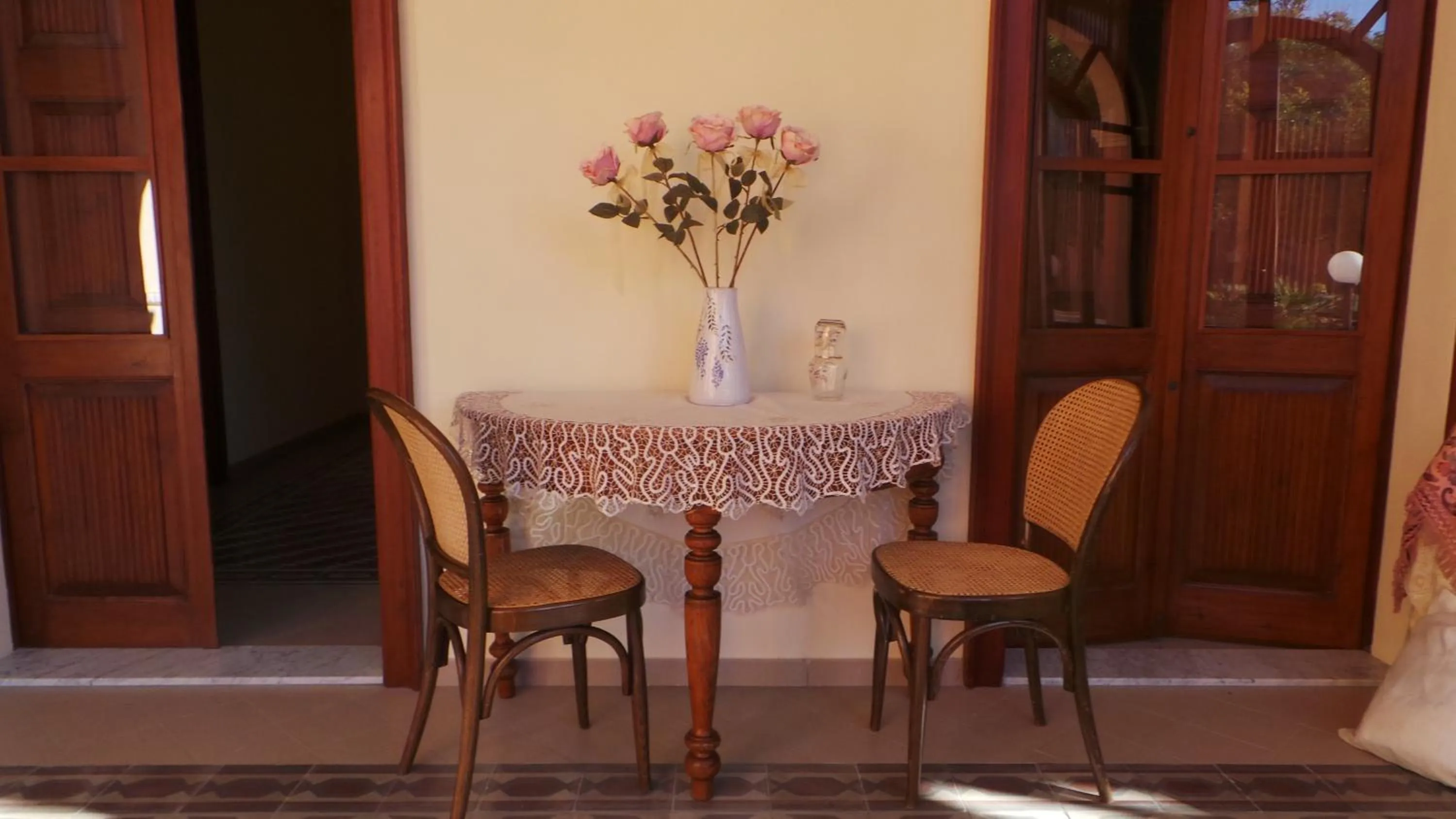 Communal lounge/ TV room in Oasi Ottocento