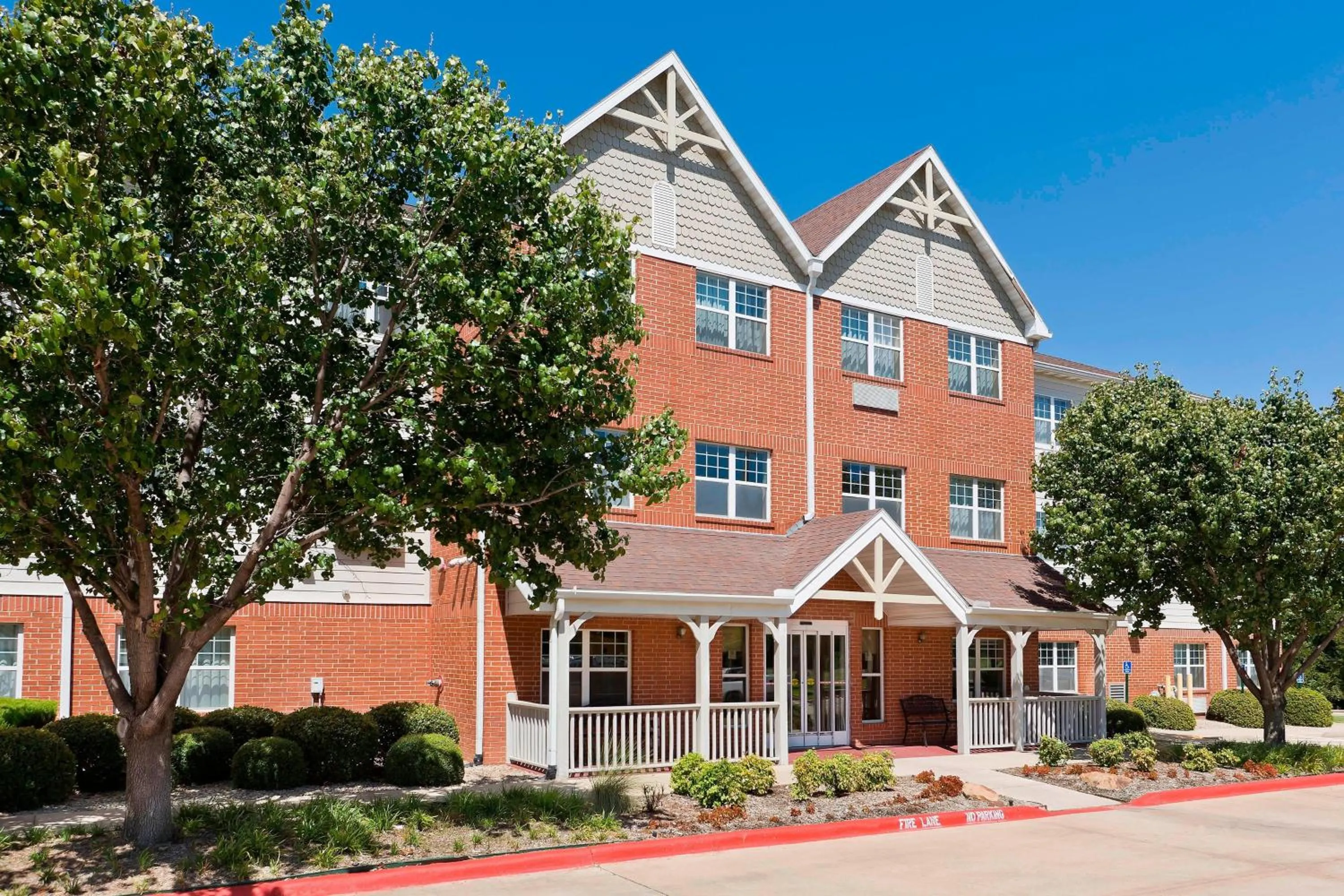 Property building in TownePlace Suites by Marriott Dallas Bedford