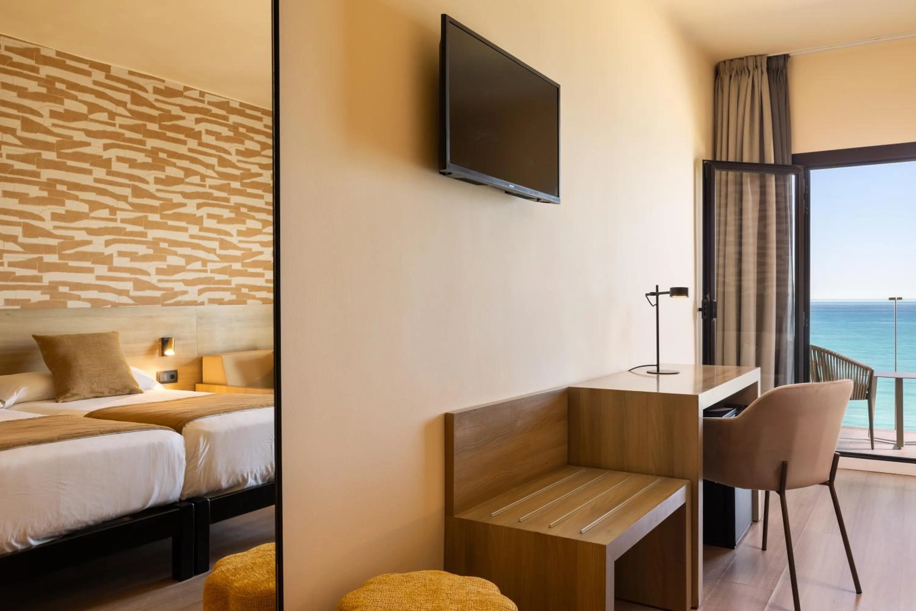 Sea view, Bed in Hotel Eden Palma Playa Adults Only